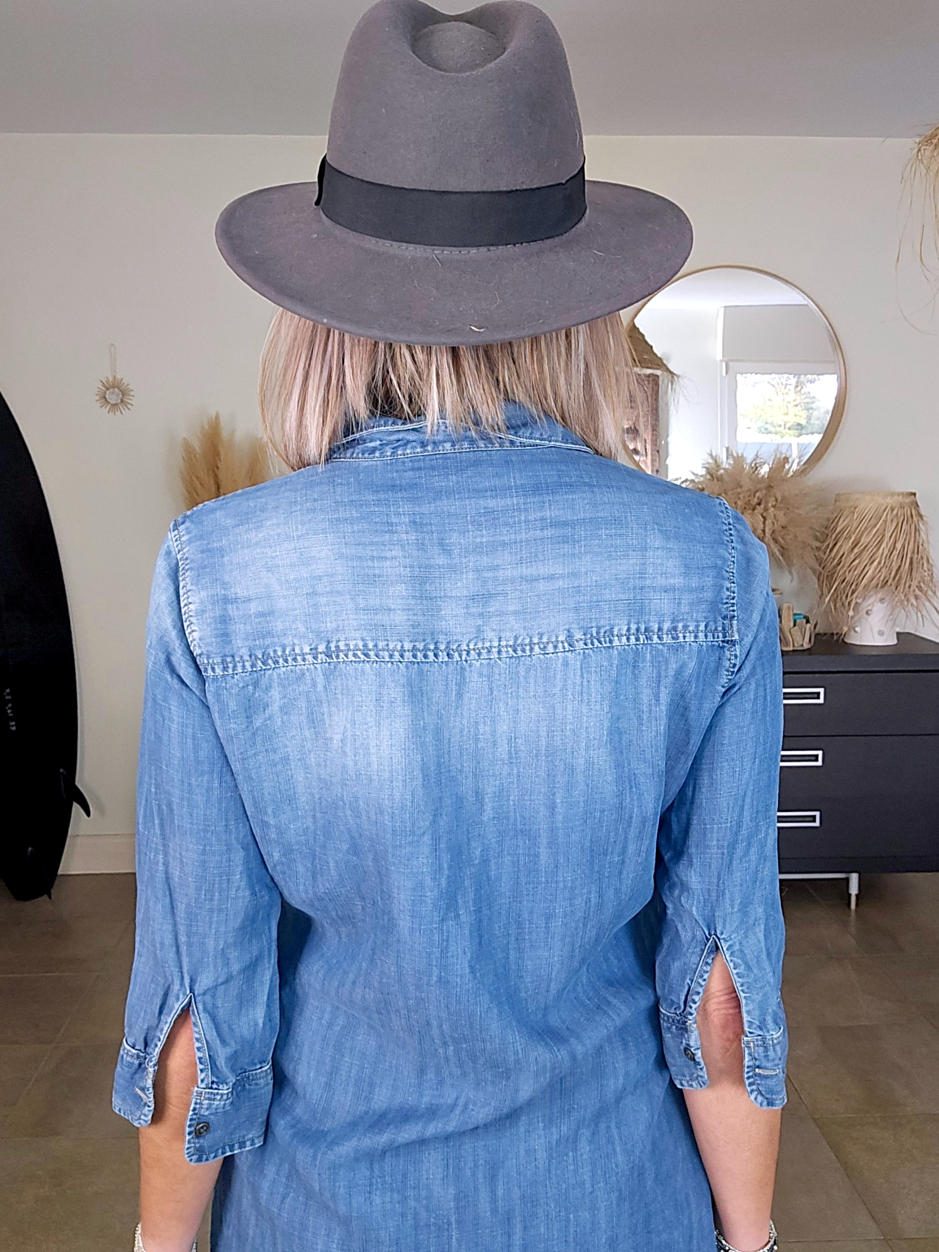 Robe chemise bleue à écussons - 𝐌𝐚𝐫𝐢𝐧𝐚𝟒𝟒𝐟𝐚𝐦𝐢𝐥𝐲