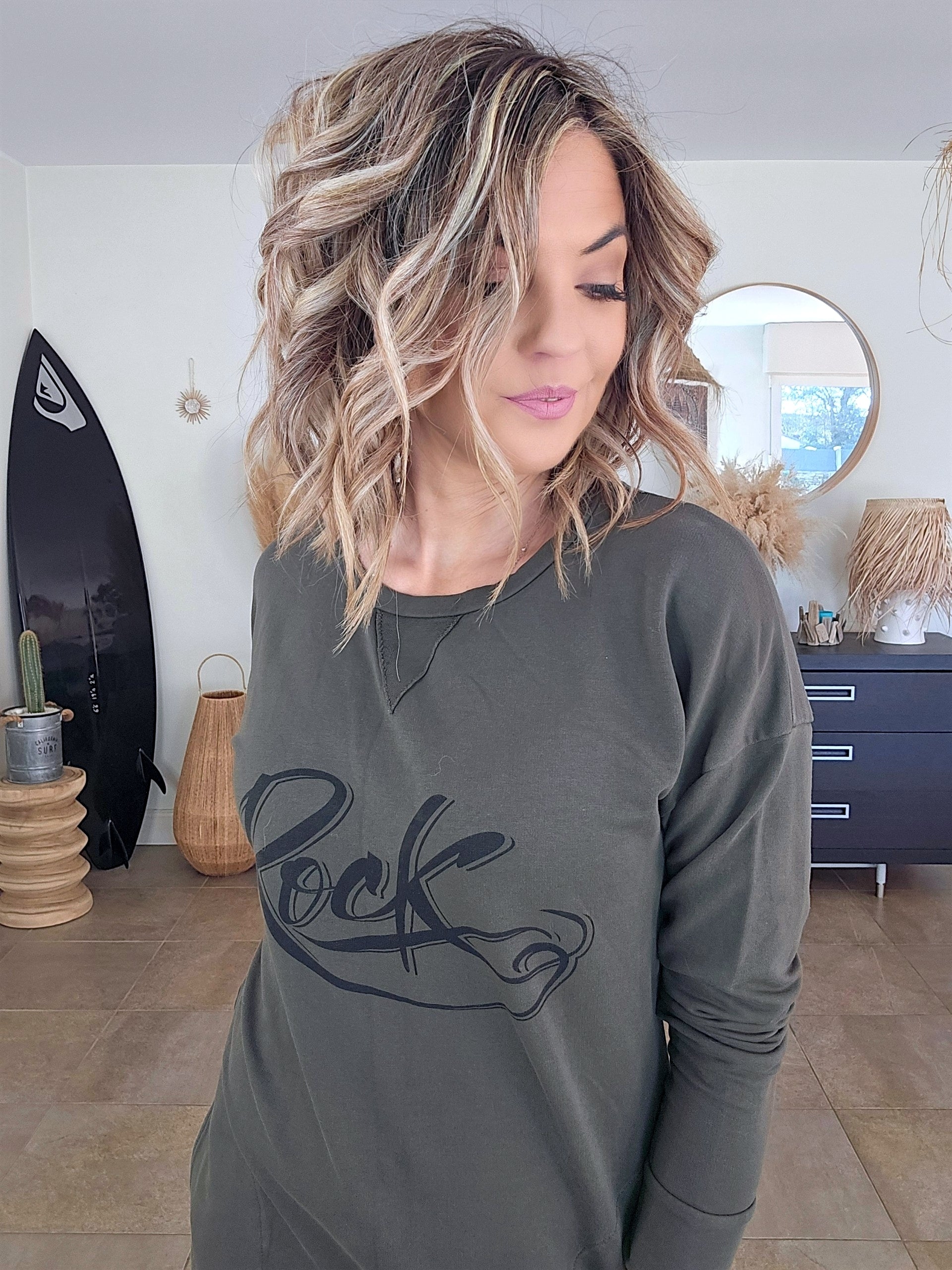 Robe sweat kaki - 𝐌𝐚𝐫𝐢𝐧𝐚𝟒𝟒𝐟𝐚𝐦𝐢𝐥𝐲