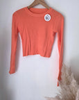 Pull corail clair à maille fine côtelée - 𝐌𝐚𝐫𝐢𝐧𝐚𝟒𝟒𝐟𝐚𝐦𝐢𝐥𝐲