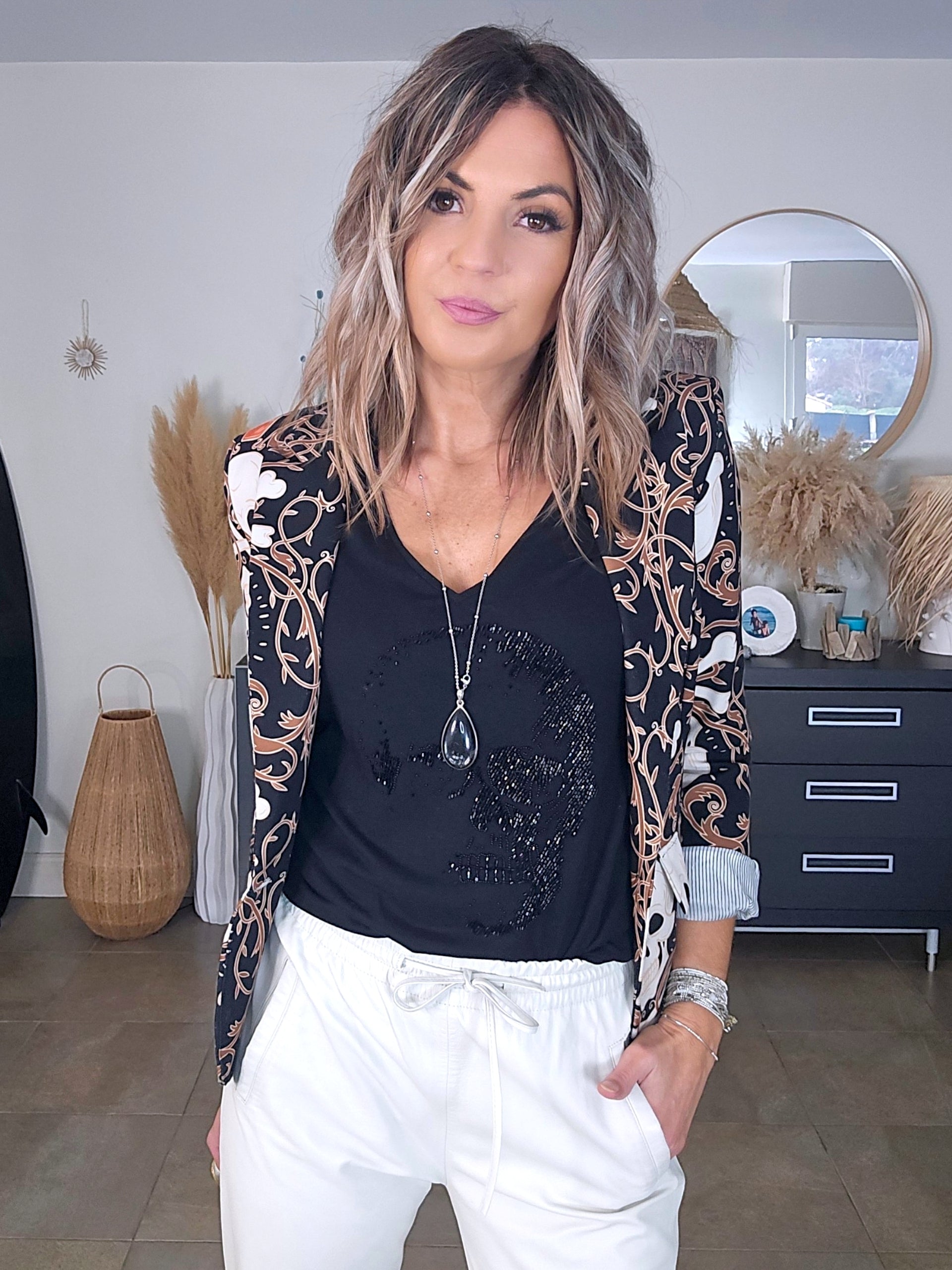 Veste cintrée à imprimé skull - 𝐌𝐚𝐫𝐢𝐧𝐚𝟒𝟒𝐟𝐚𝐦𝐢𝐥𝐲