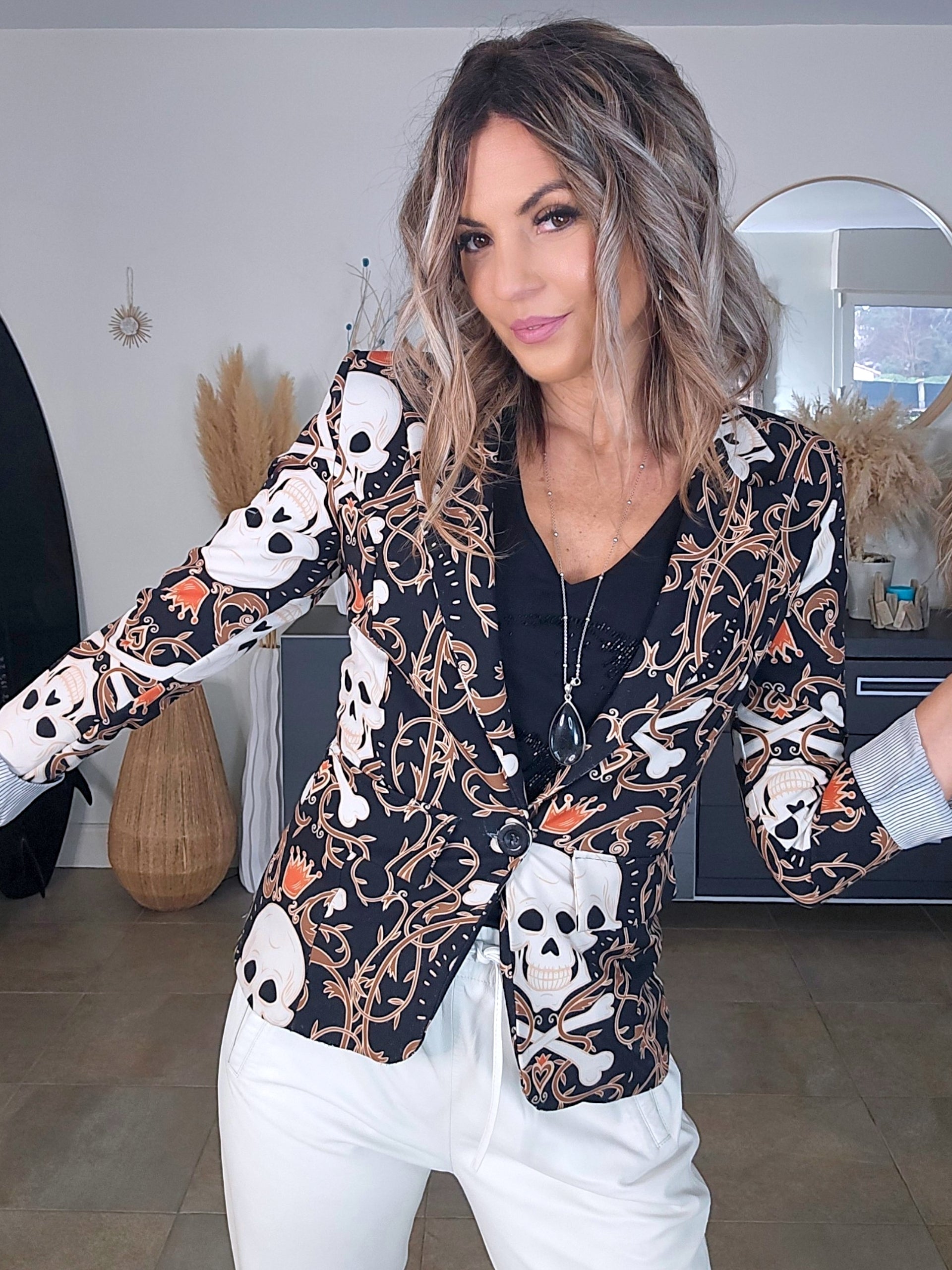 Veste cintrée à imprimé skull - 𝐌𝐚𝐫𝐢𝐧𝐚𝟒𝟒𝐟𝐚𝐦𝐢𝐥𝐲