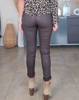Pantalon huilé marron avec sa ceinture - 𝐌𝐚𝐫𝐢𝐧𝐚𝟒𝟒𝐟𝐚𝐦𝐢𝐥𝐲