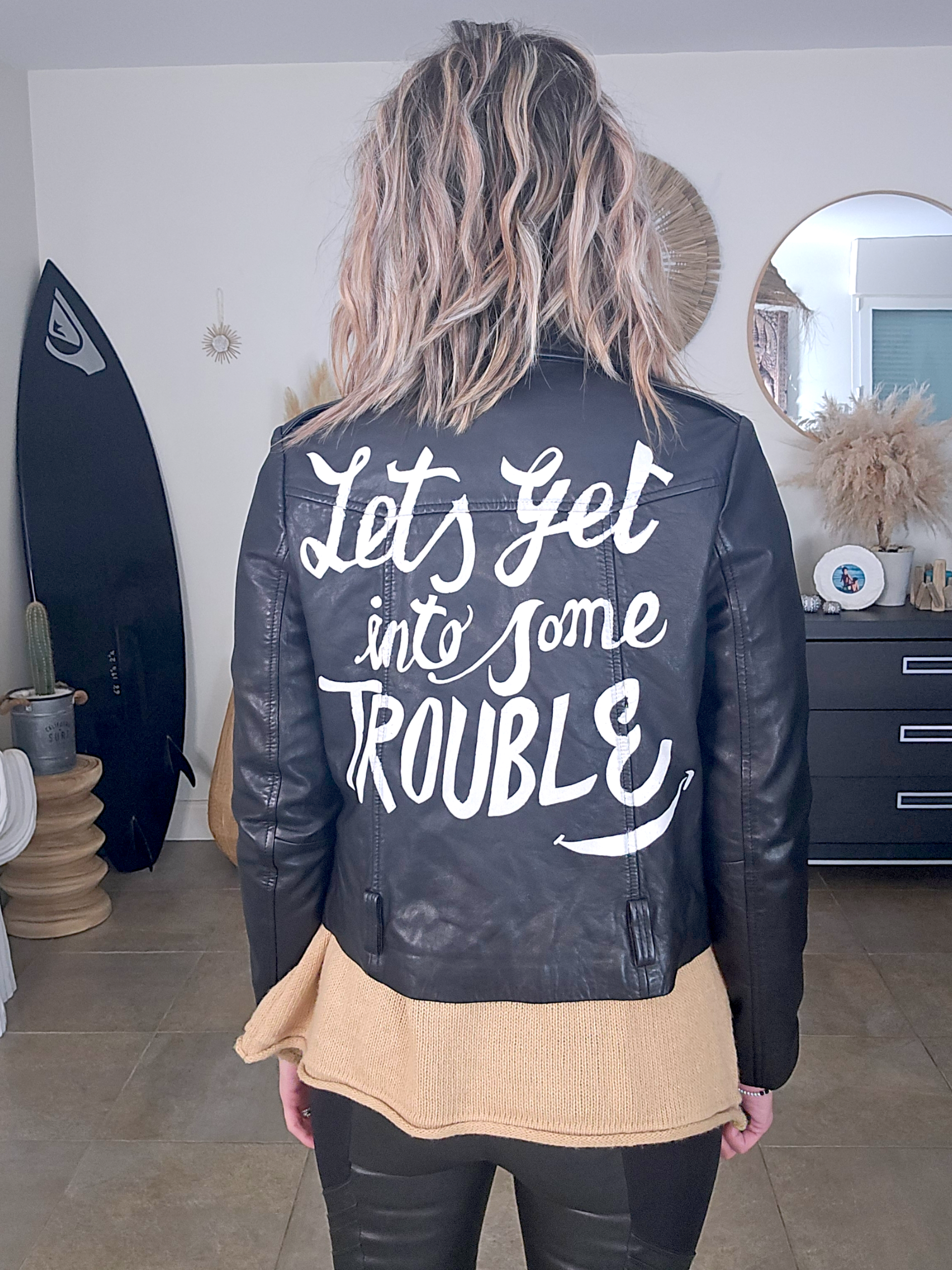 Perfecto noir 100% cuir à tags - 𝐌𝐚𝐫𝐢𝐧𝐚𝟒𝟒𝐟𝐚𝐦𝐢𝐥𝐲
