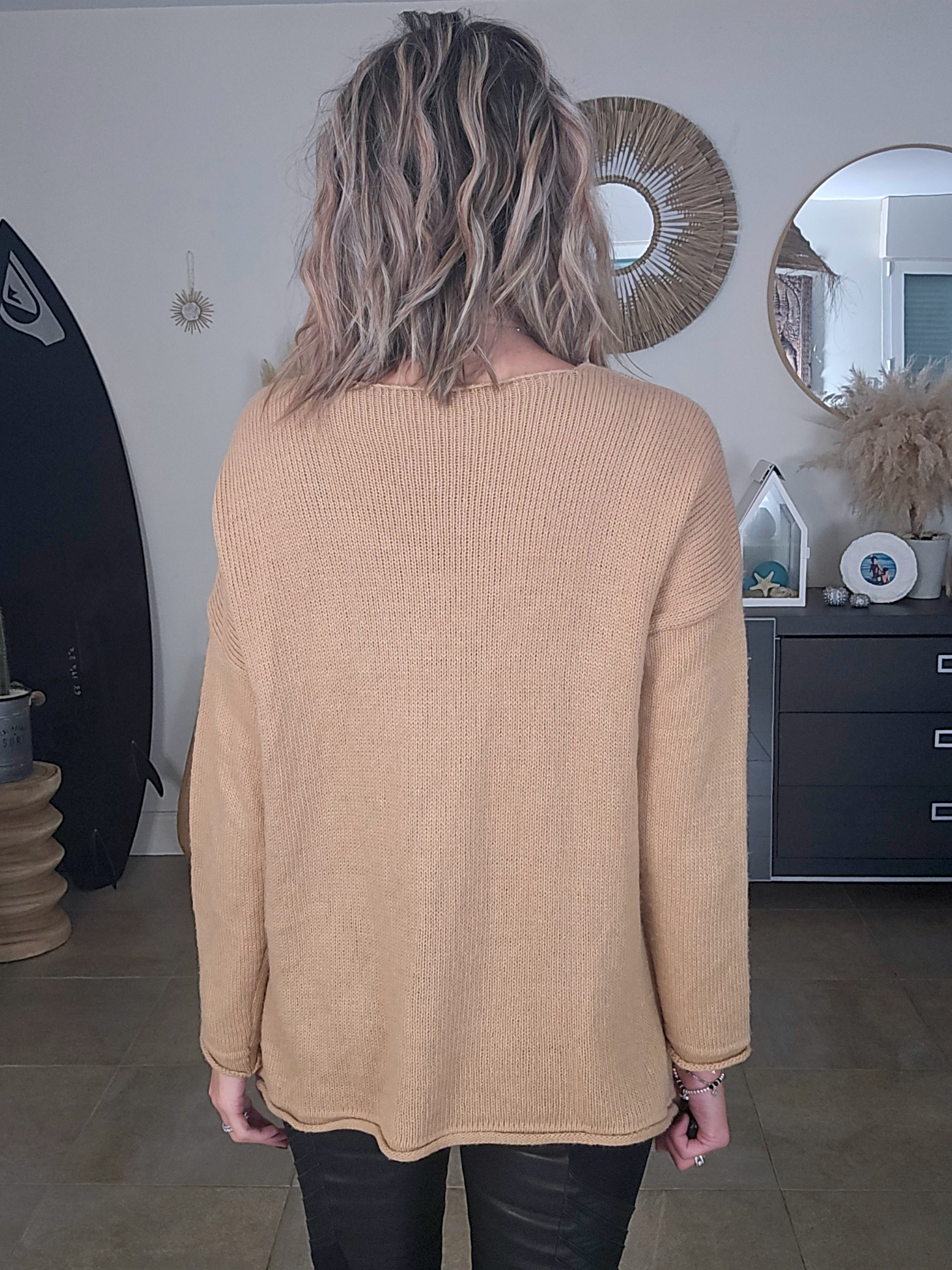 Pull tunique beige girl power - 𝐌𝐚𝐫𝐢𝐧𝐚𝟒𝟒𝐟𝐚𝐦𝐢𝐥𝐲