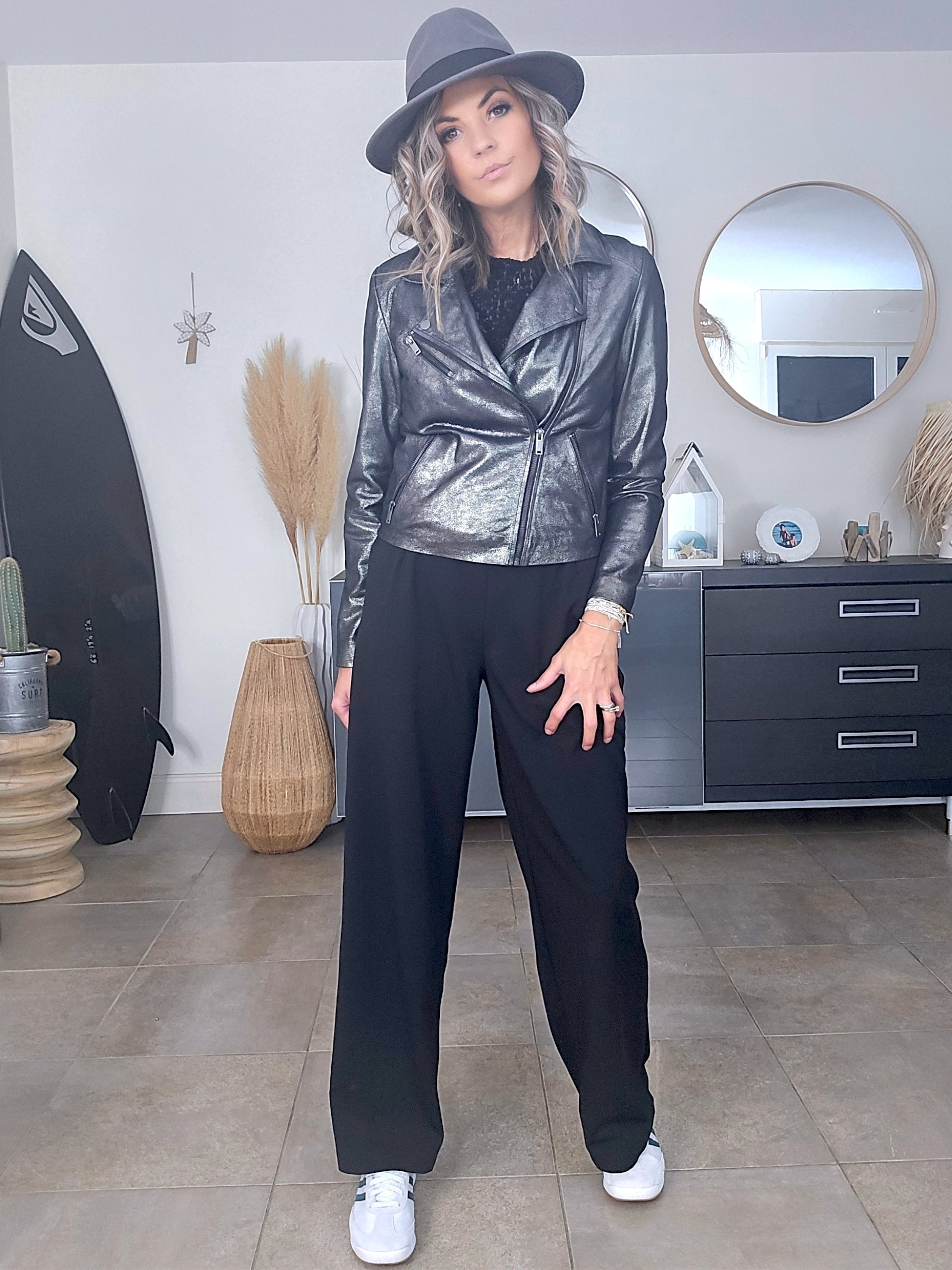 Perfecto cuir noir argenté