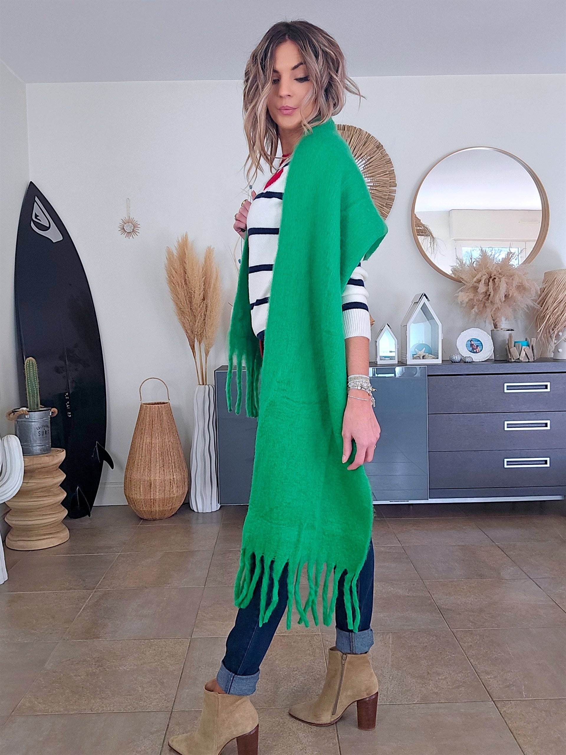 Écharpe douce et longue verte - 𝐌𝐚𝐫𝐢𝐧𝐚𝟒𝟒𝐟𝐚𝐦𝐢𝐥𝐲