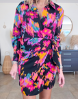 Robe noire à imprimé fleuri lumineux - 𝐌𝐚𝐫𝐢𝐧𝐚𝟒𝟒𝐟𝐚𝐦𝐢𝐥𝐲