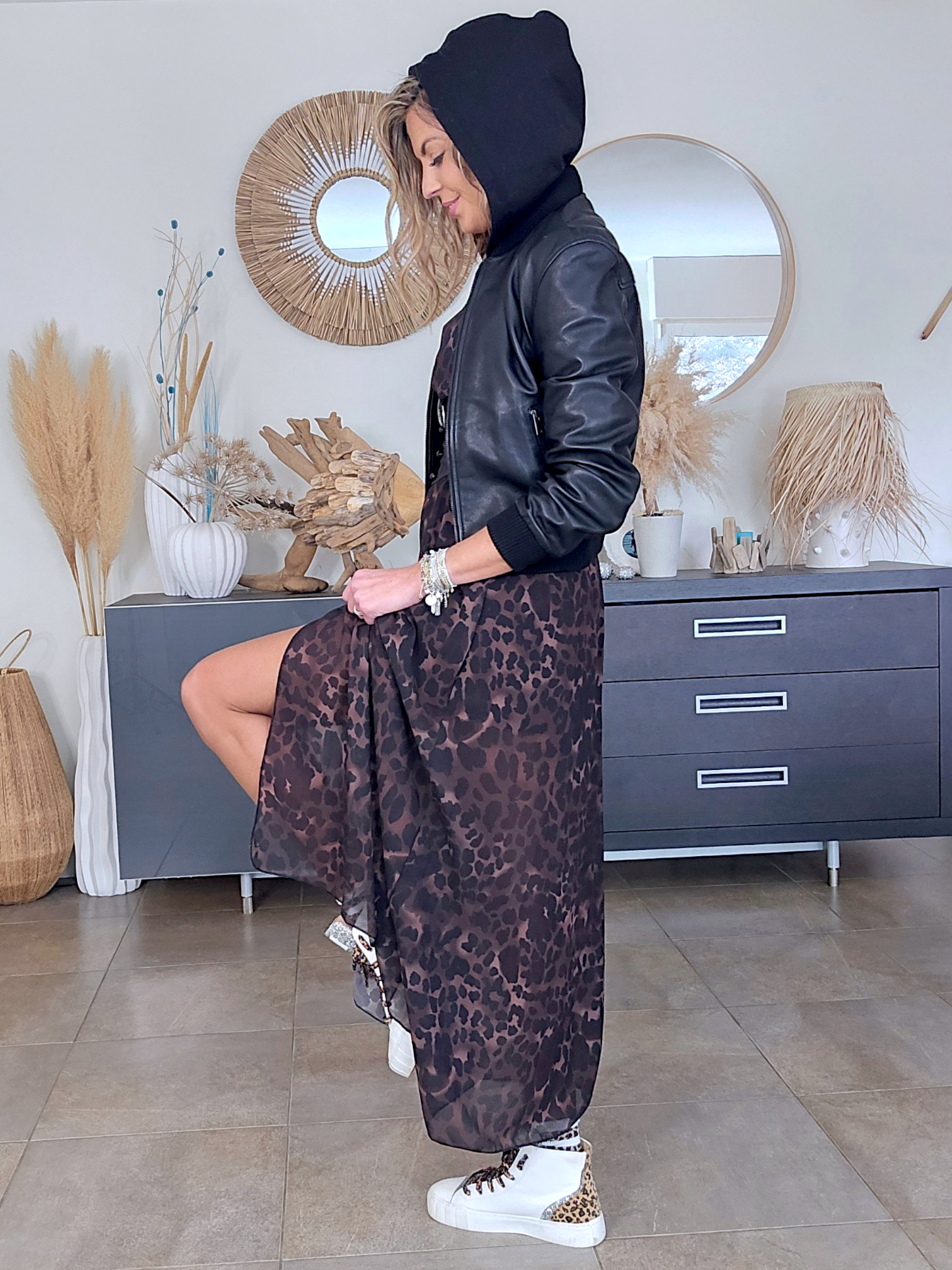 Bombers noir cuir véritable - 𝐌𝐚𝐫𝐢𝐧𝐚𝟒𝟒𝐟𝐚𝐦𝐢𝐥𝐲