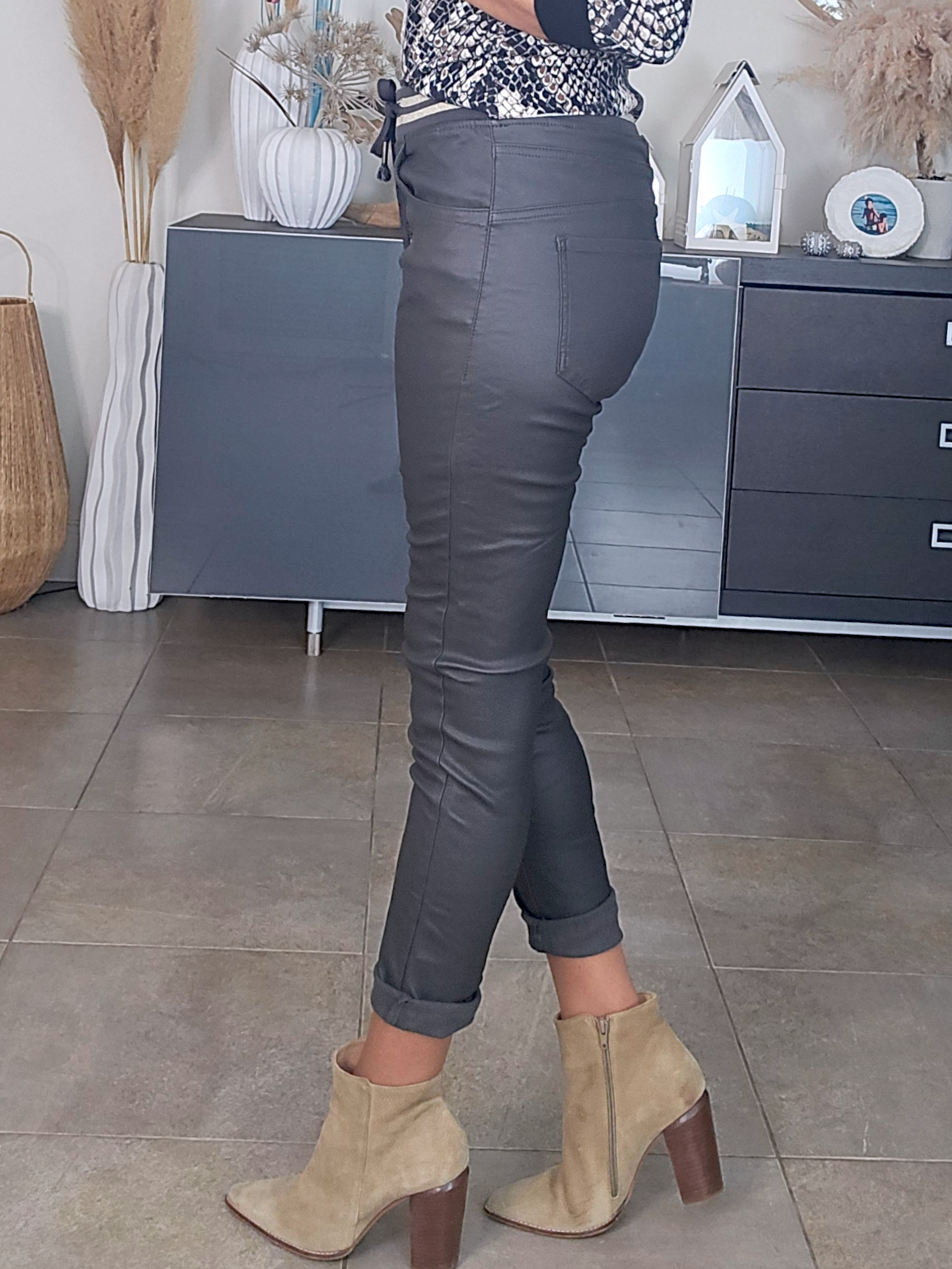Pantalon slim huilé gris anthracite