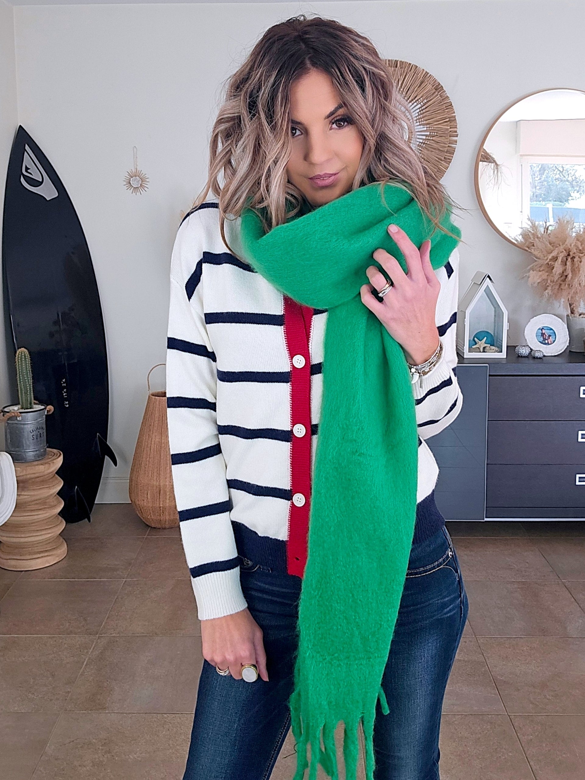 Écharpe douce et longue verte - 𝐌𝐚𝐫𝐢𝐧𝐚𝟒𝟒𝐟𝐚𝐦𝐢𝐥𝐲