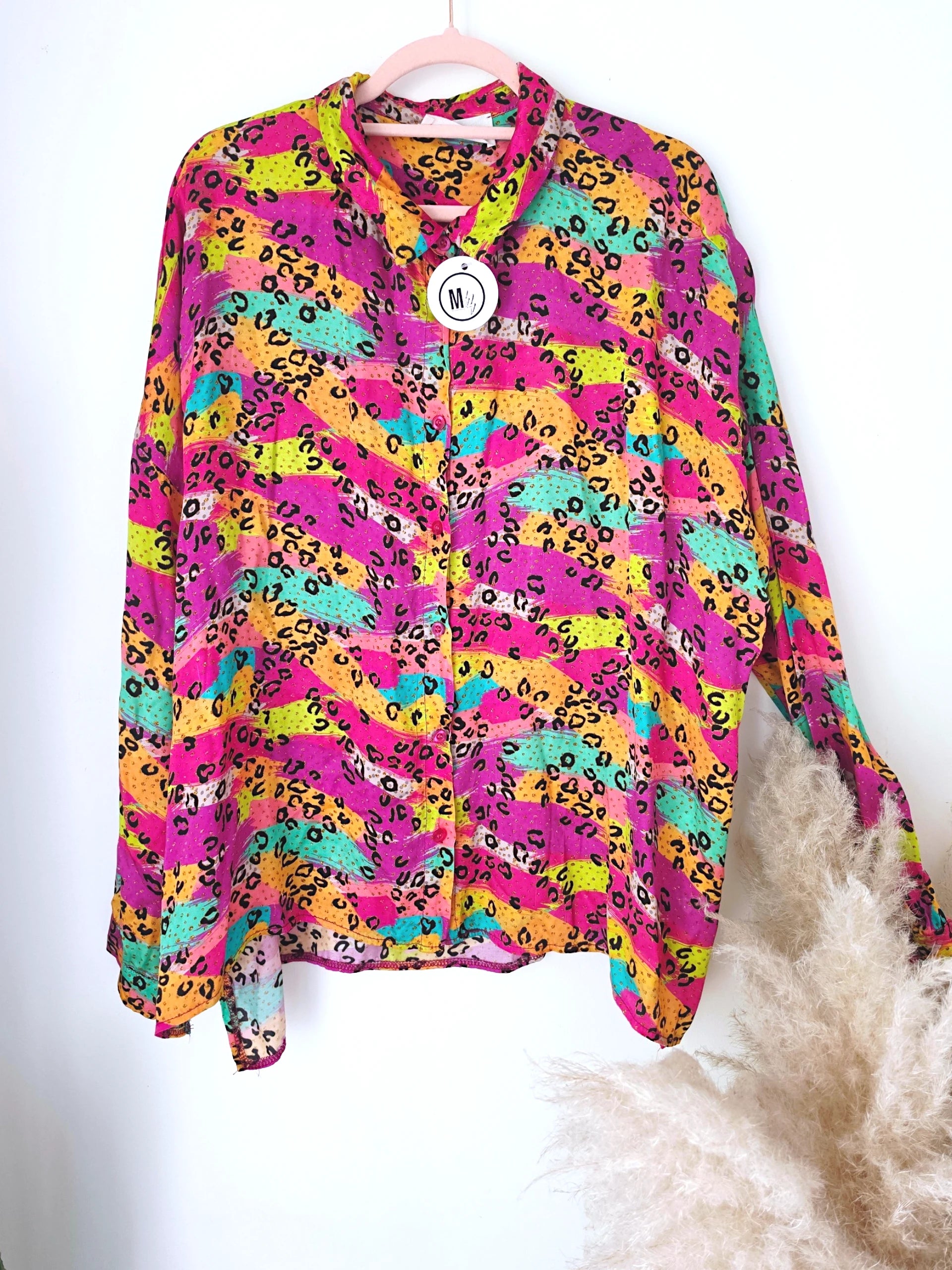 Chemise fluo à imprimé léopard - 𝐌𝐚𝐫𝐢𝐧𝐚𝟒𝟒𝐟𝐚𝐦𝐢𝐥𝐲