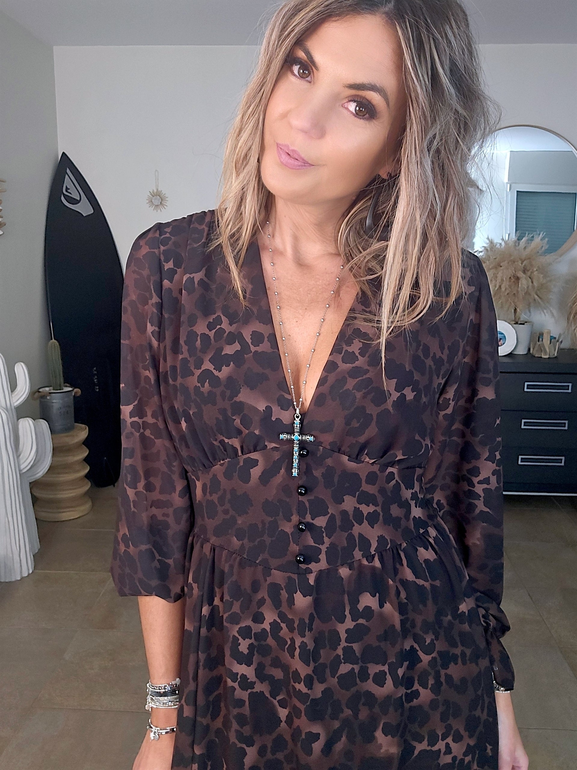 Robe longue marron à imprimé léopard - 𝐌𝐚𝐫𝐢𝐧𝐚𝟒𝟒𝐟𝐚𝐦𝐢𝐥𝐲
