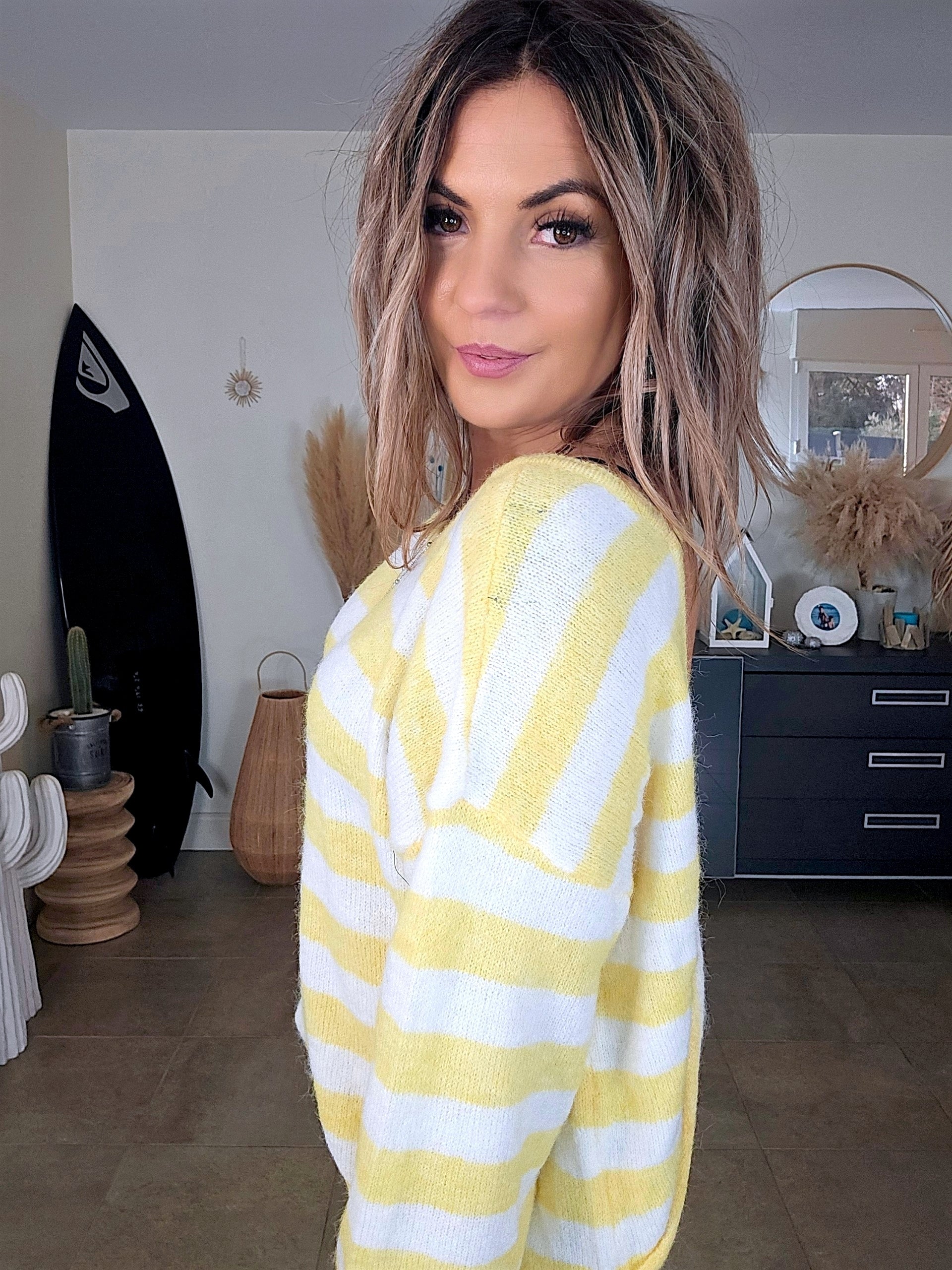 Pull rayé jaune double sens - 𝐌𝐚𝐫𝐢𝐧𝐚𝟒𝟒𝐟𝐚𝐦𝐢𝐥𝐲