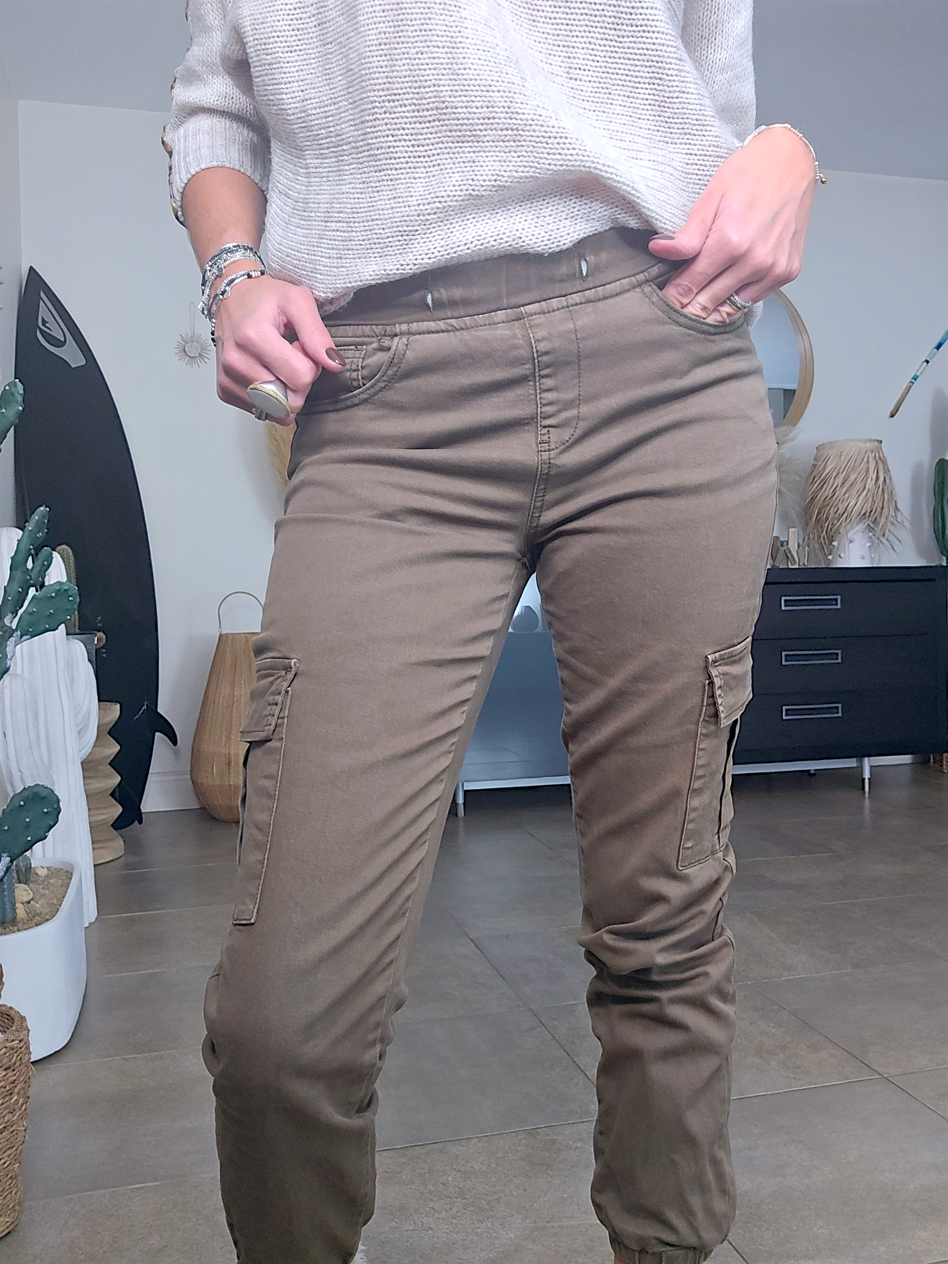 Pantalon cargo kaki - 𝐌𝐚𝐫𝐢𝐧𝐚𝟒𝟒𝐟𝐚𝐦𝐢𝐥𝐲