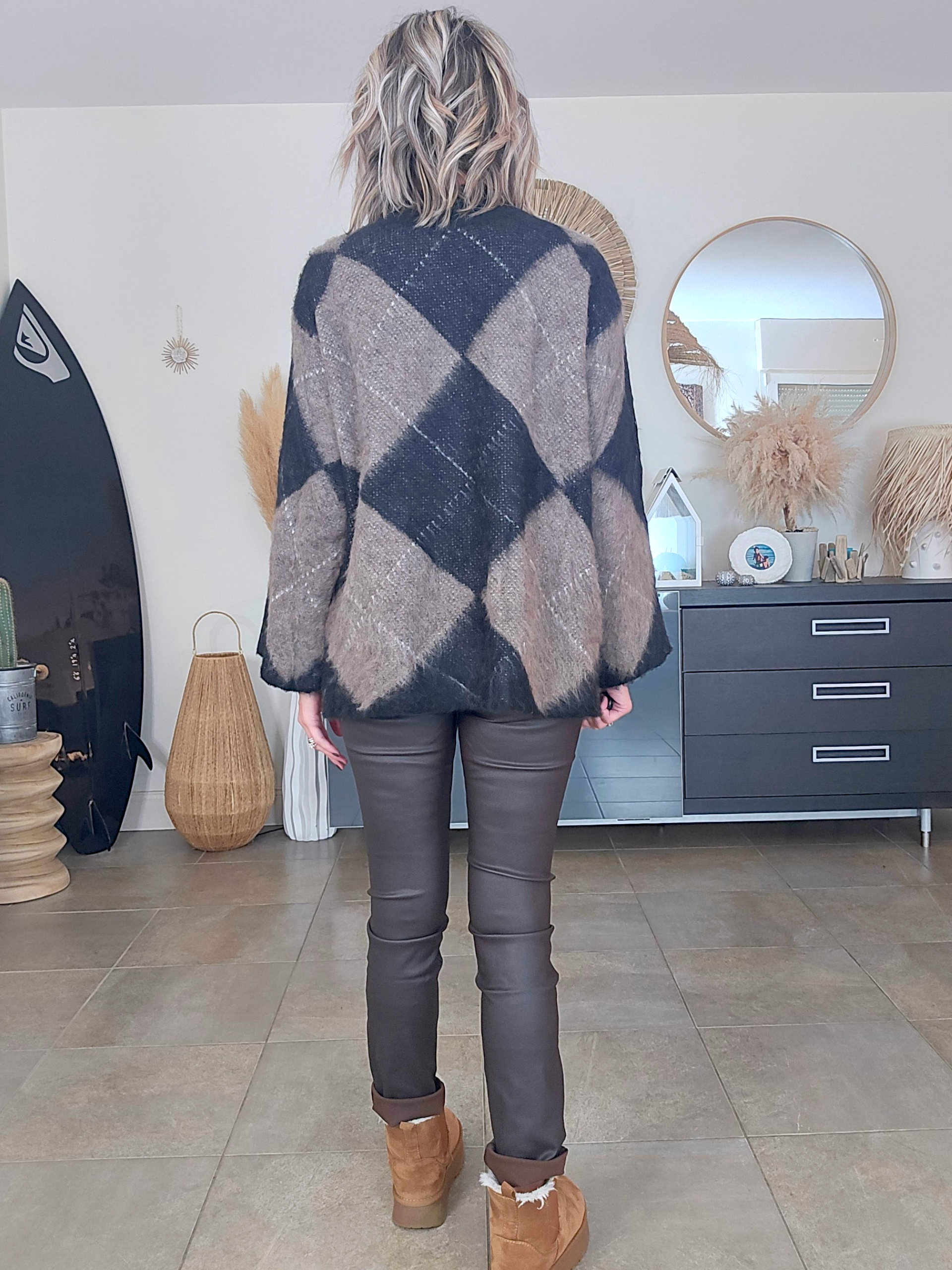 Pull tunique en damier marron taupe - 𝐌𝐚𝐫𝐢𝐧𝐚𝟒𝟒𝐟𝐚𝐦𝐢𝐥𝐲