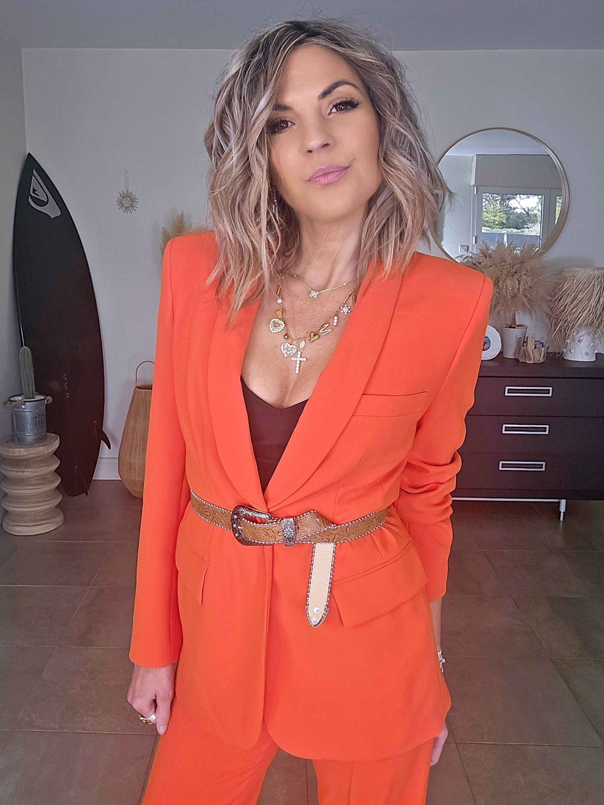 Veste chic orange - 𝐌𝐚𝐫𝐢𝐧𝐚𝟒𝟒𝐟𝐚𝐦𝐢𝐥𝐲