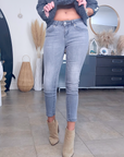 Jean slim fit gris delavé - 𝐌𝐚𝐫𝐢𝐧𝐚𝟒𝟒𝐟𝐚𝐦𝐢𝐥𝐲