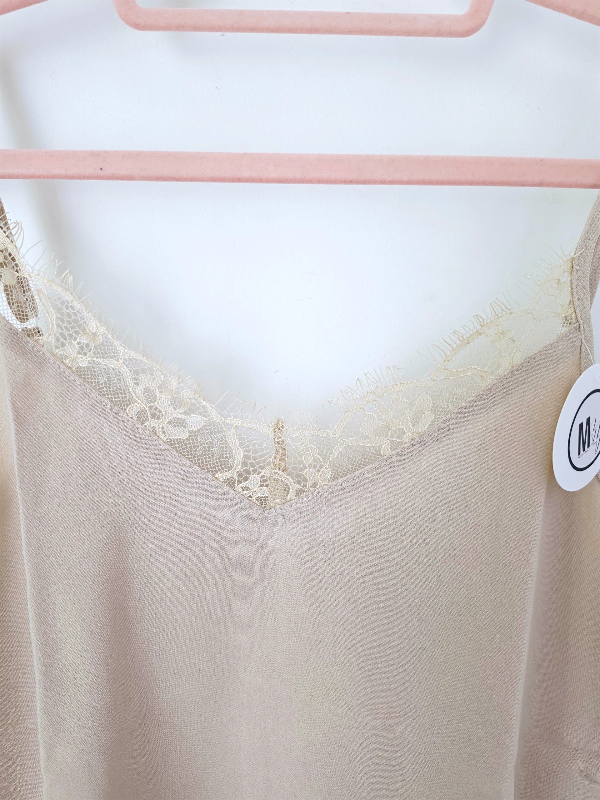 Débardeur beige nude - 𝐌𝐚𝐫𝐢𝐧𝐚𝟒𝟒𝐟𝐚𝐦𝐢𝐥𝐲