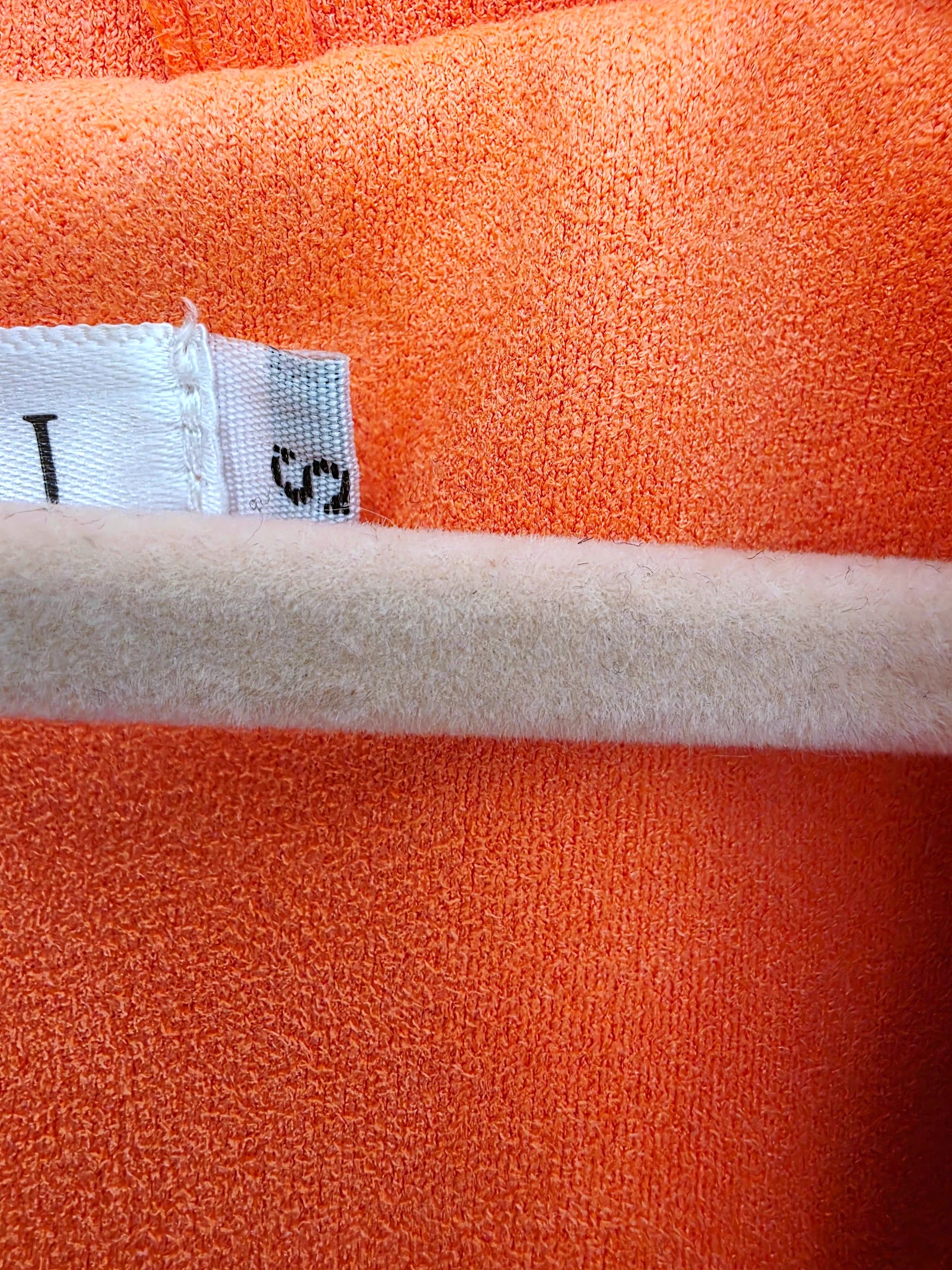 Perfecto orange fluo en suédine - 𝐌𝐚𝐫𝐢𝐧𝐚𝟒𝟒𝐟𝐚𝐦𝐢𝐥𝐲