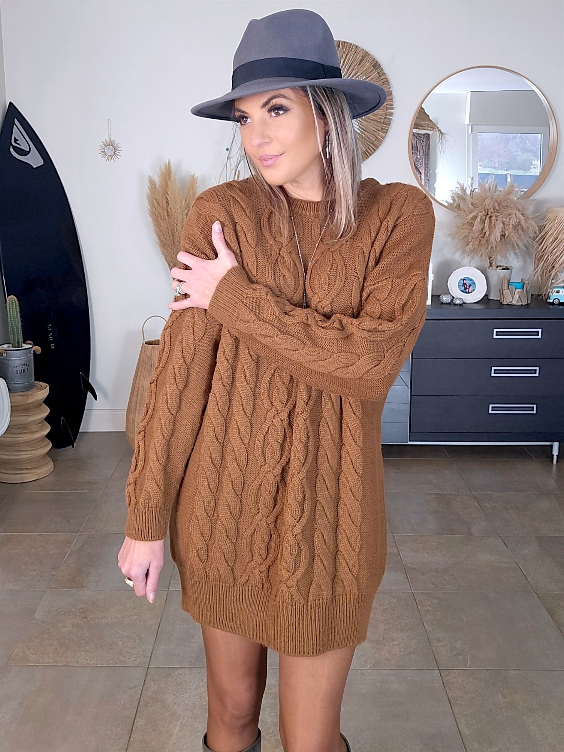 Robe pull de couleur tabac - 𝐌𝐚𝐫𝐢𝐧𝐚𝟒𝟒𝐟𝐚𝐦𝐢𝐥𝐲