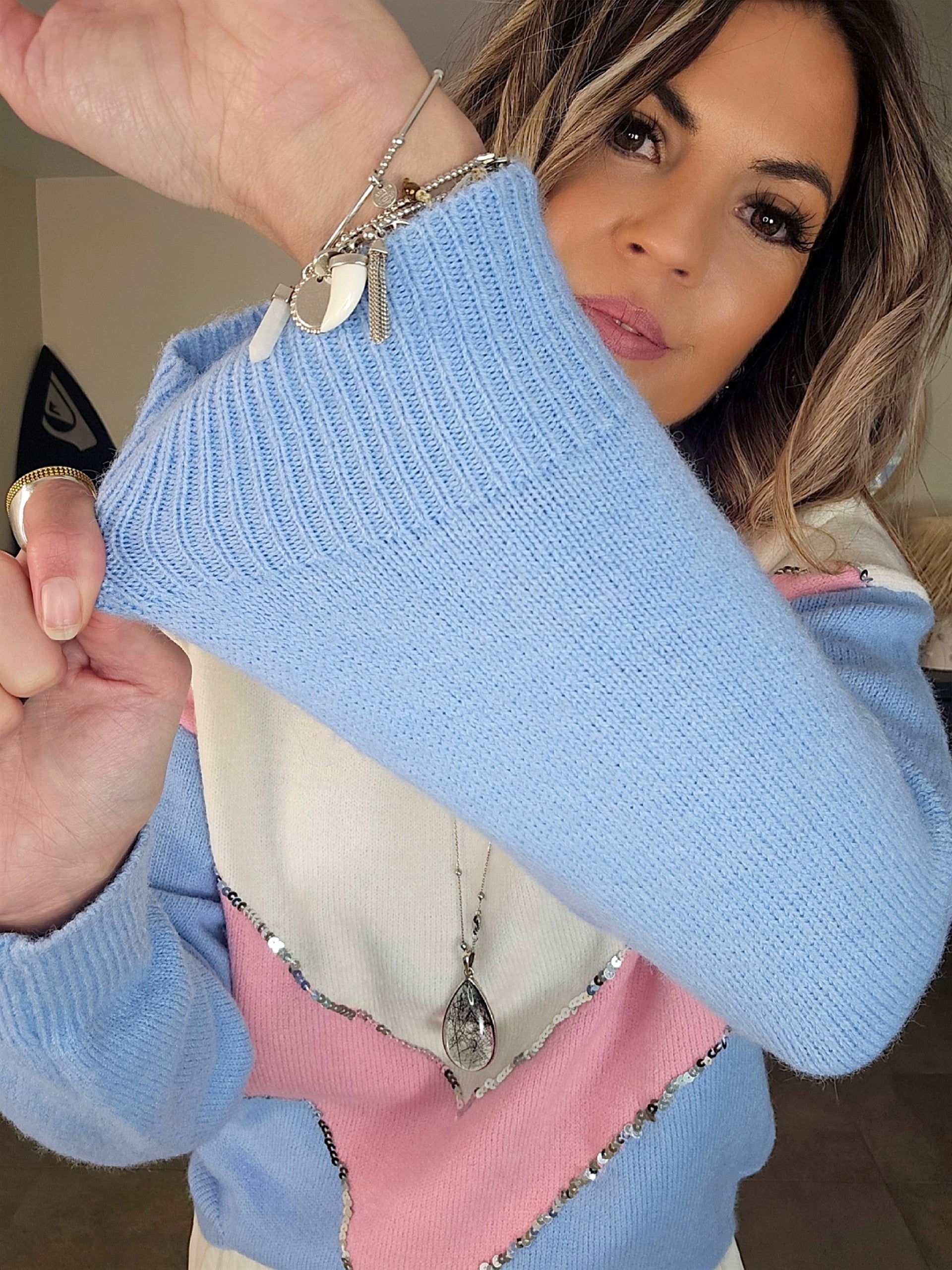 Pull vintage bleu ciel - 𝐌𝐚𝐫𝐢𝐧𝐚𝟒𝟒𝐟𝐚𝐦𝐢𝐥𝐲