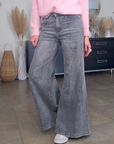 Jean bootcut gris delavé - 𝐌𝐚𝐫𝐢𝐧𝐚𝟒𝟒𝐟𝐚𝐦𝐢𝐥𝐲