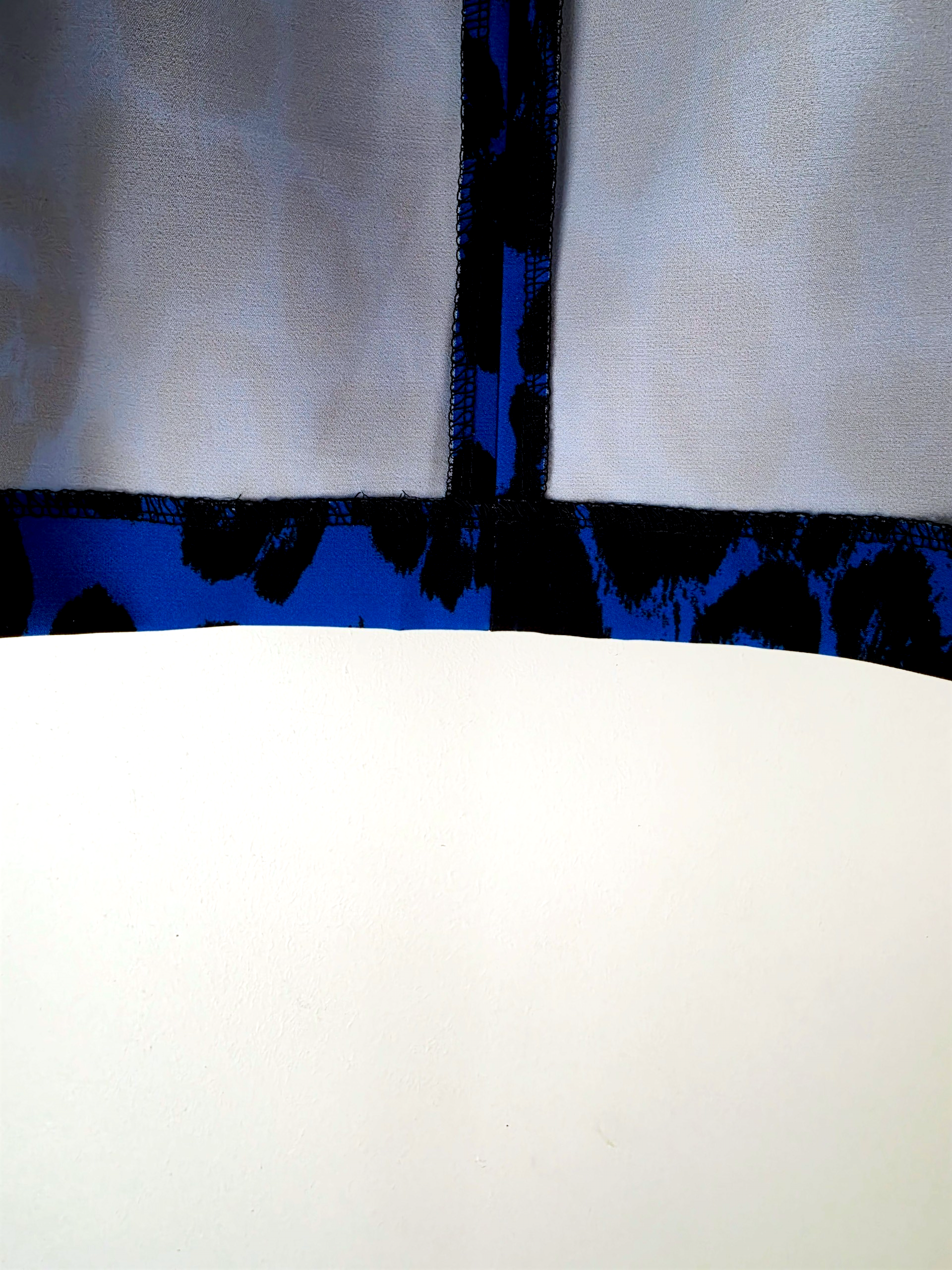 Jupe bleu roi à imprimé léopard - 𝐌𝐚𝐫𝐢𝐧𝐚𝟒𝟒𝐟𝐚𝐦𝐢𝐥𝐲