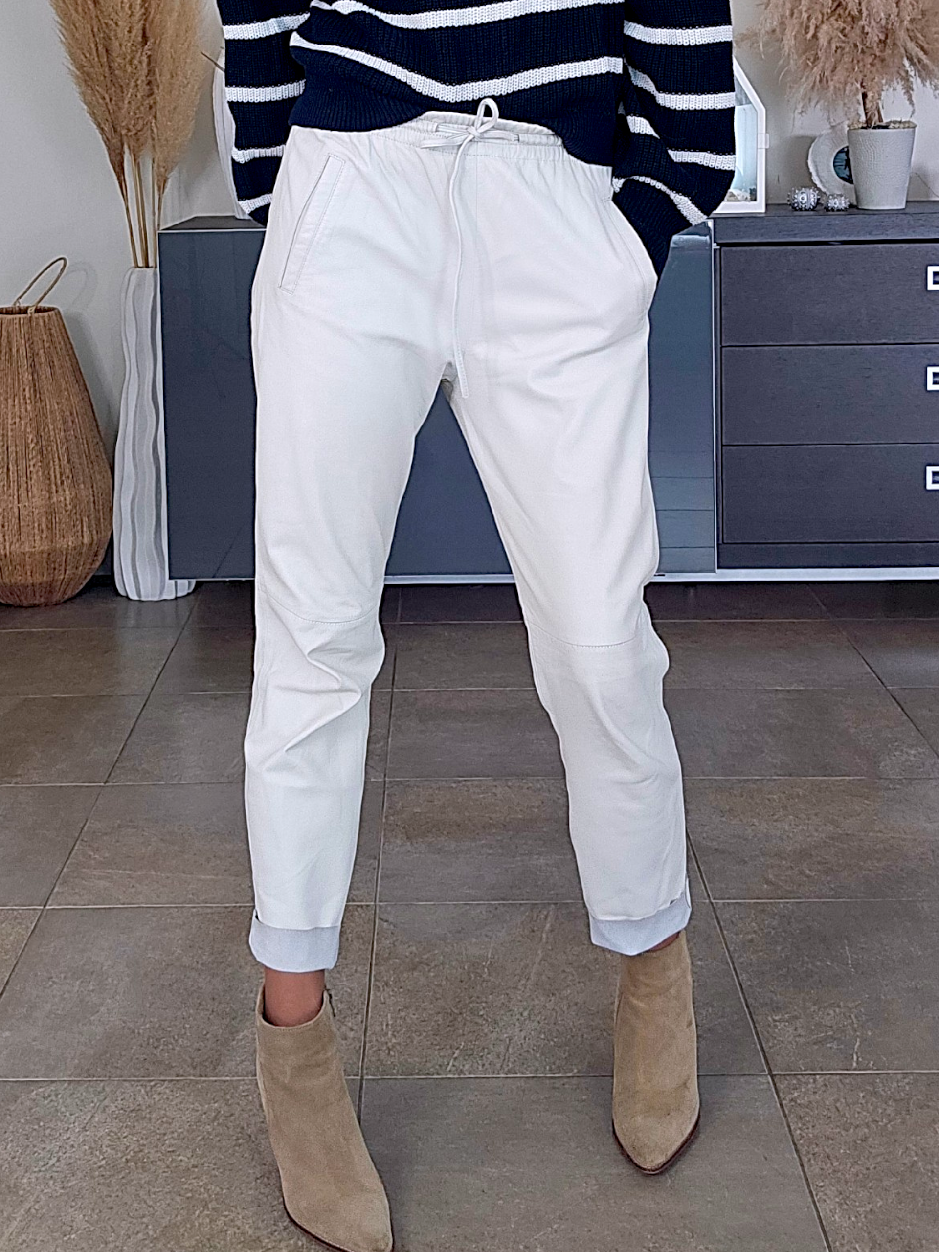 Pantalon jeeging 100% cuir coquille d'œuf - 𝐌𝐚𝐫𝐢𝐧𝐚𝟒𝟒𝐟𝐚𝐦𝐢𝐥𝐲