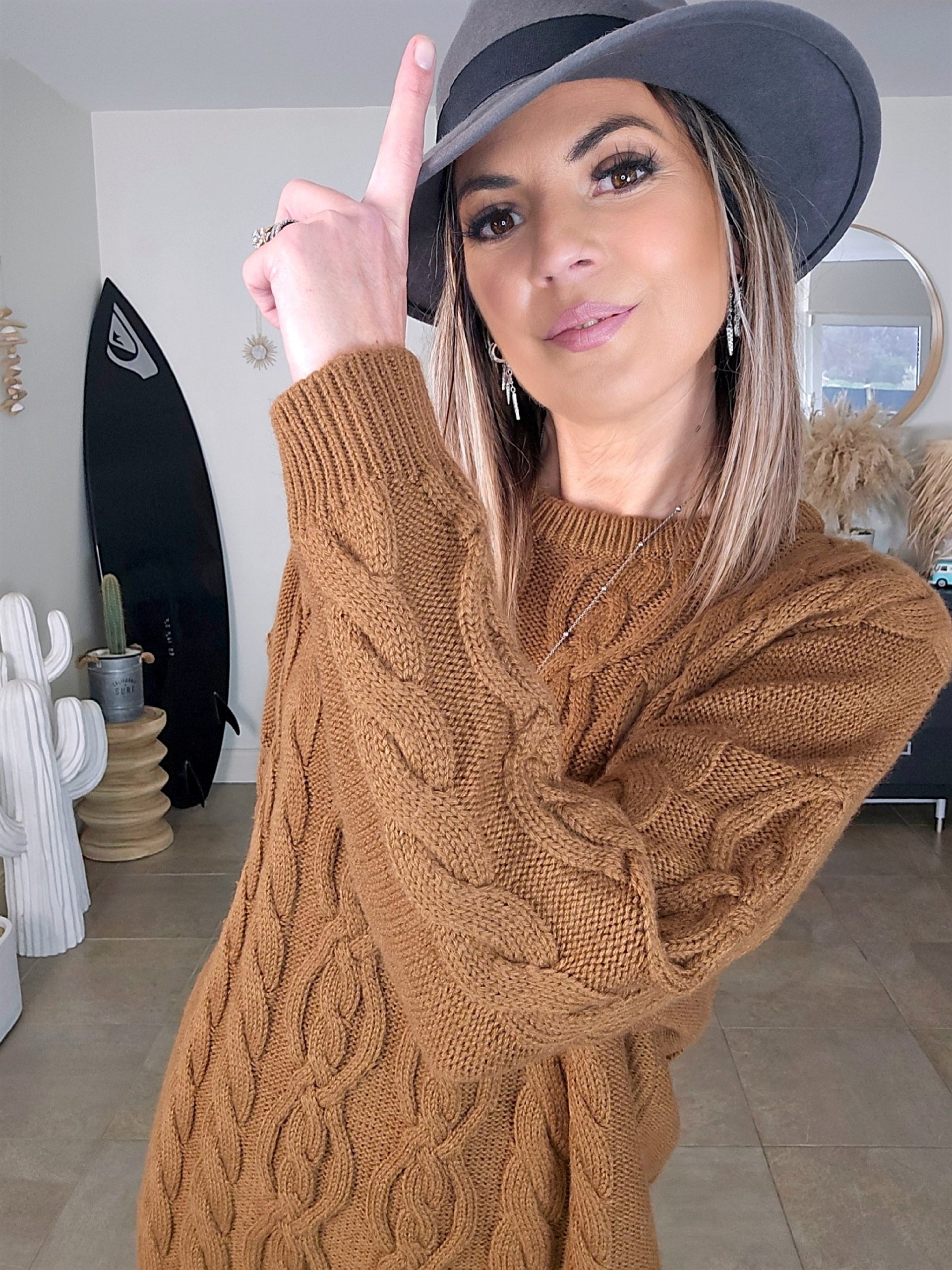 Robe pull de couleur tabac - 𝐌𝐚𝐫𝐢𝐧𝐚𝟒𝟒𝐟𝐚𝐦𝐢𝐥𝐲