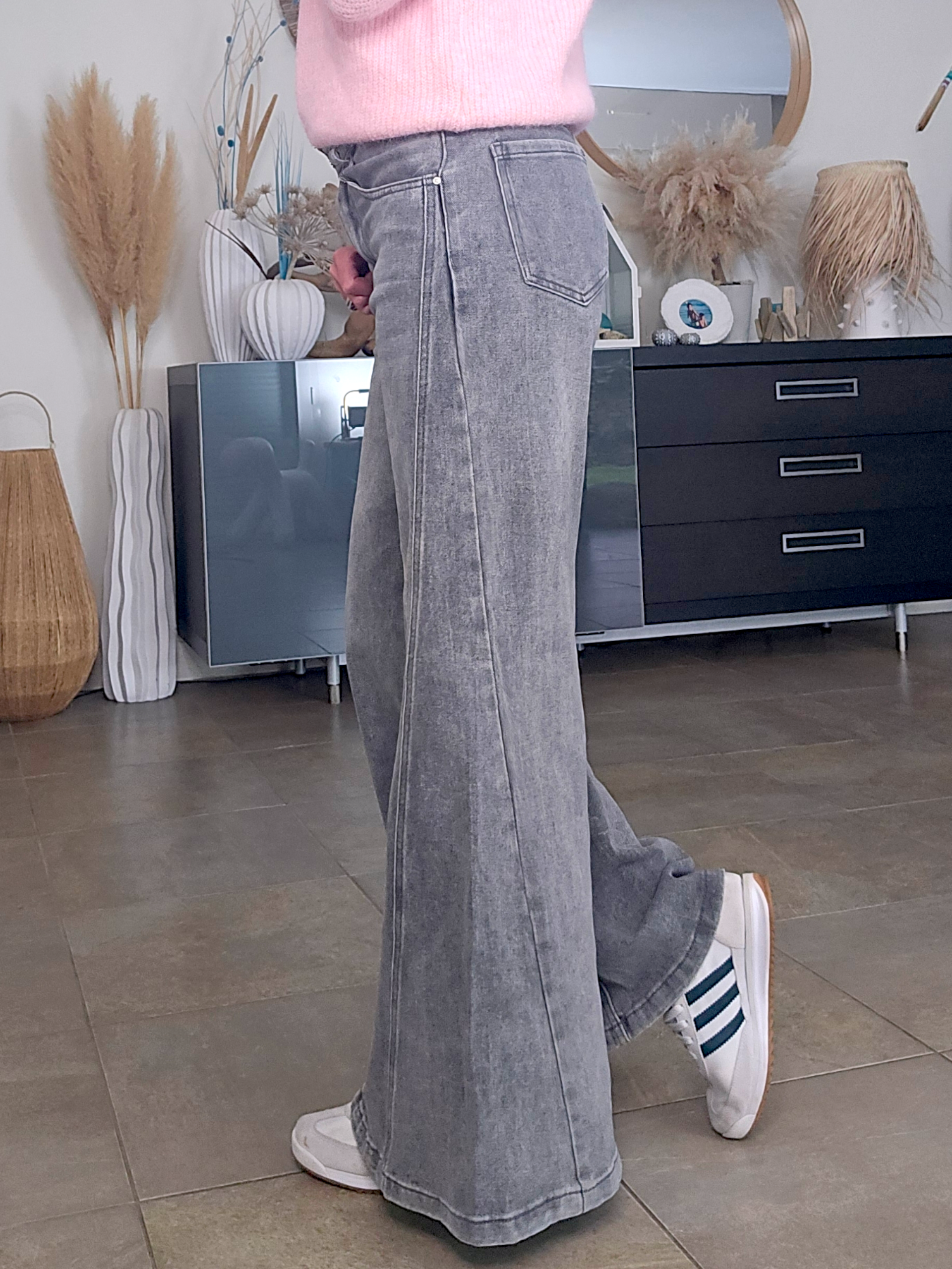 Jean bootcut gris delavé - 𝐌𝐚𝐫𝐢𝐧𝐚𝟒𝟒𝐟𝐚𝐦𝐢𝐥𝐲