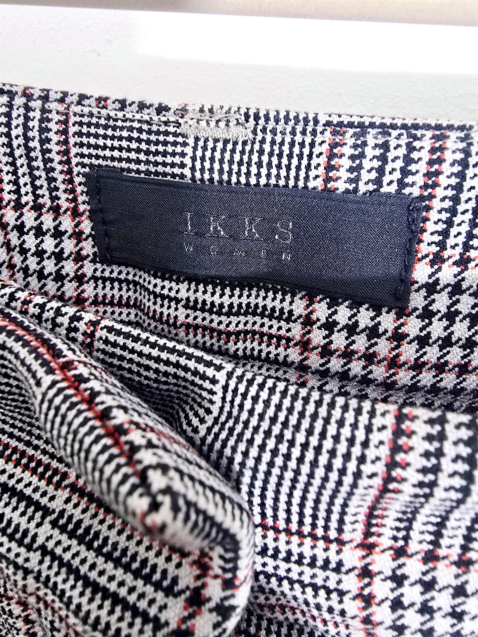 Pantalon chic à carreaux