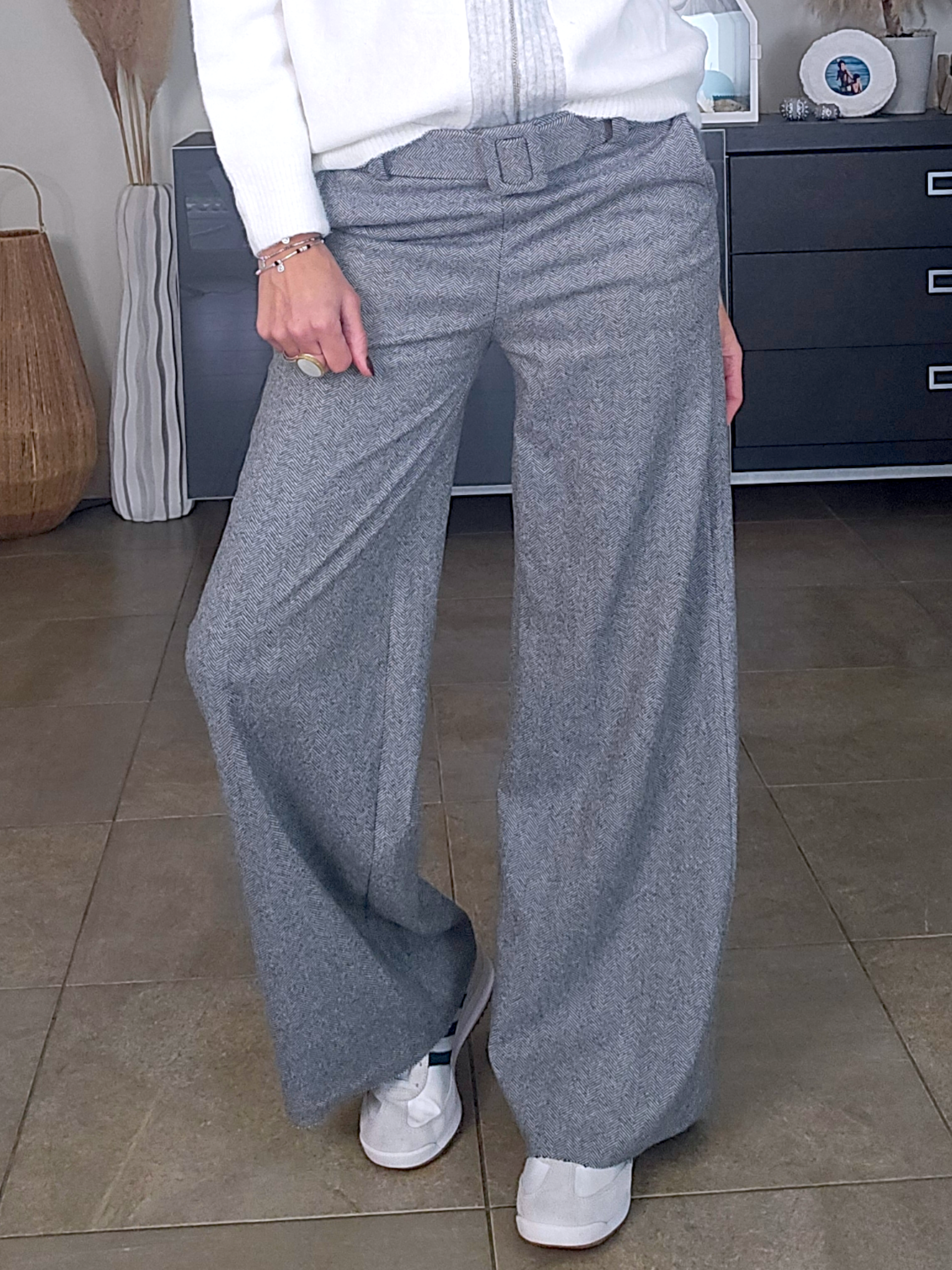 Pantalon gris à imprimé chevrons longueur longue