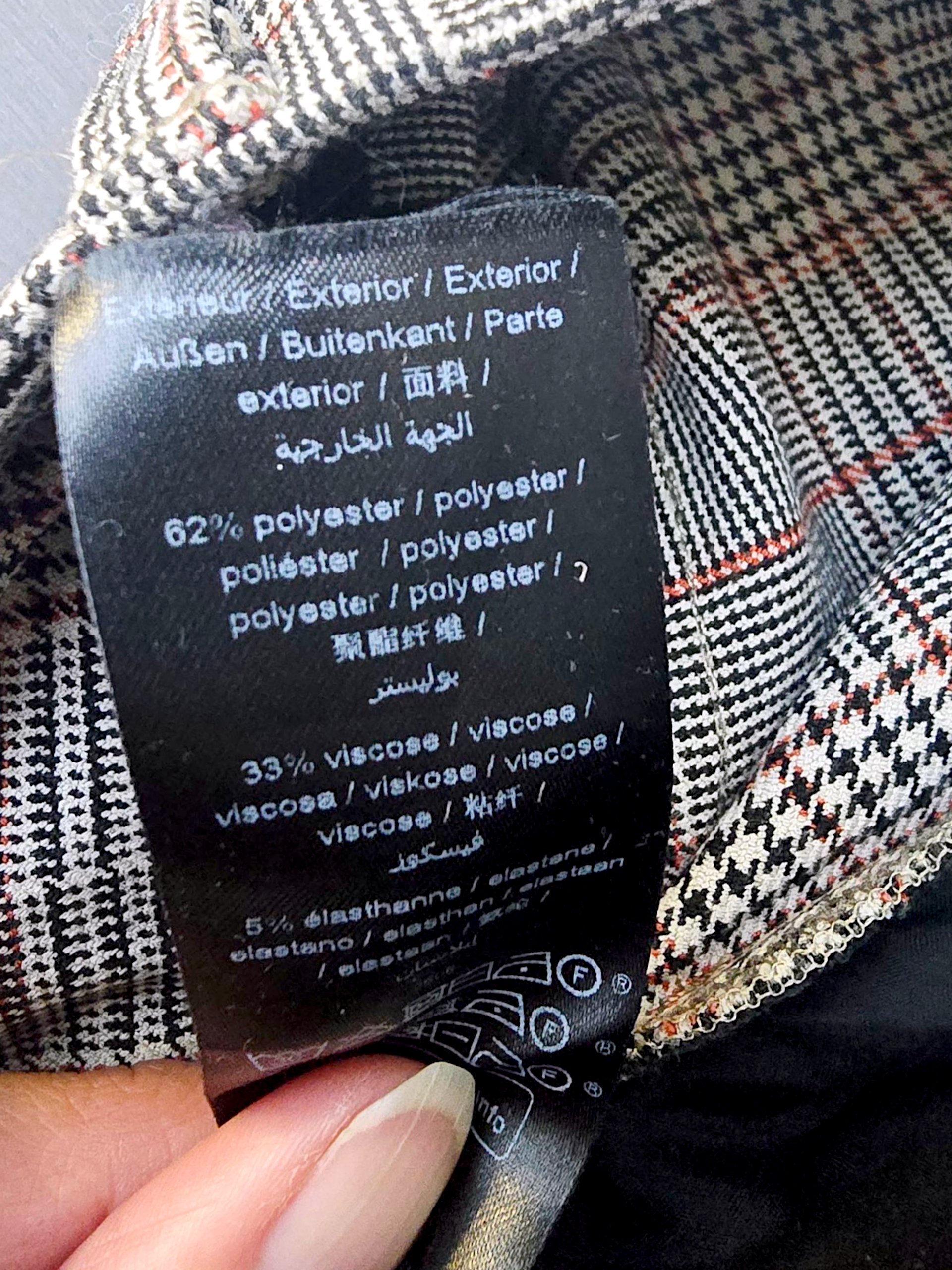 Pantalon chic à carreaux