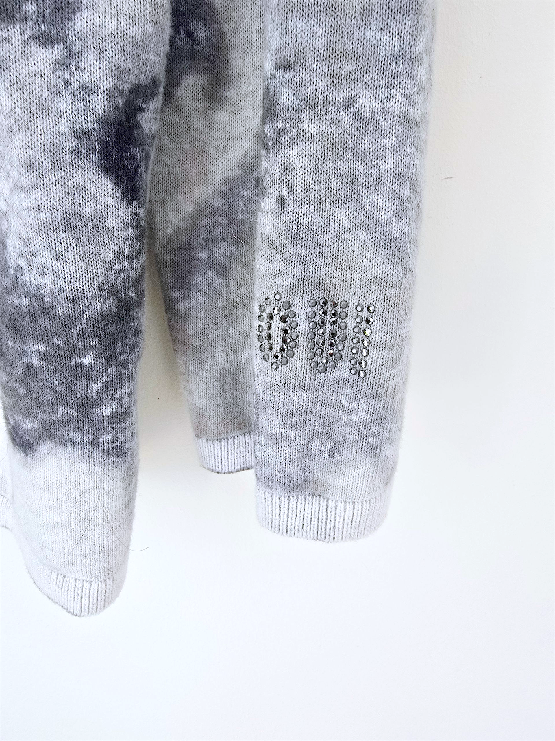 Pull tie and dye gris