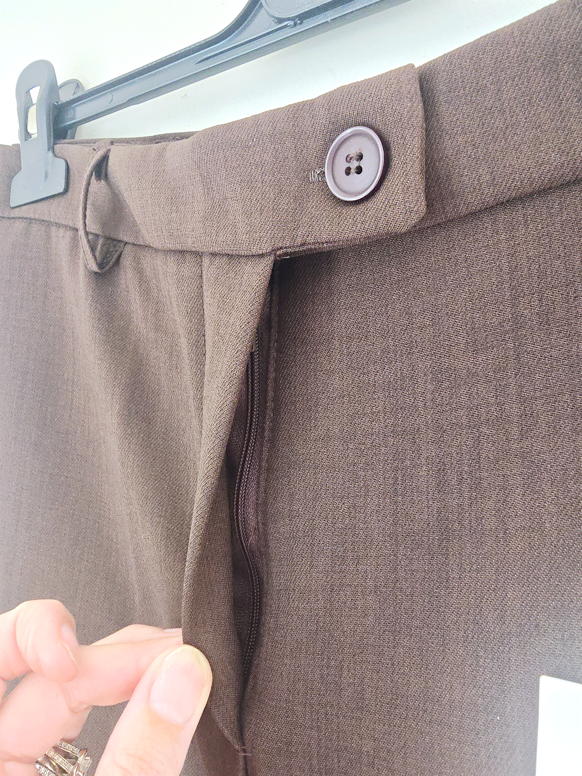 Pantalon marron à jambes larges
