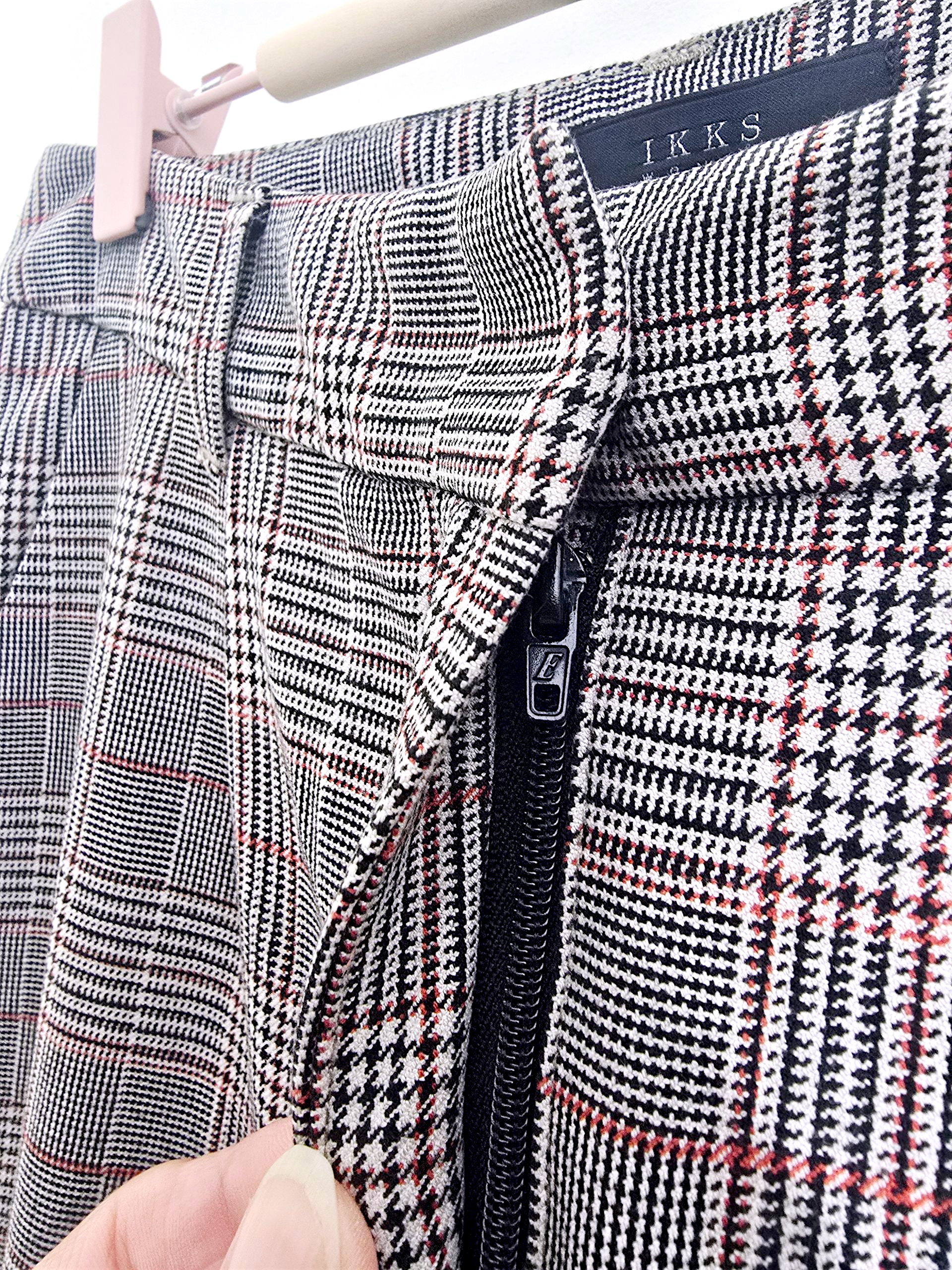 Pantalon chic à carreaux