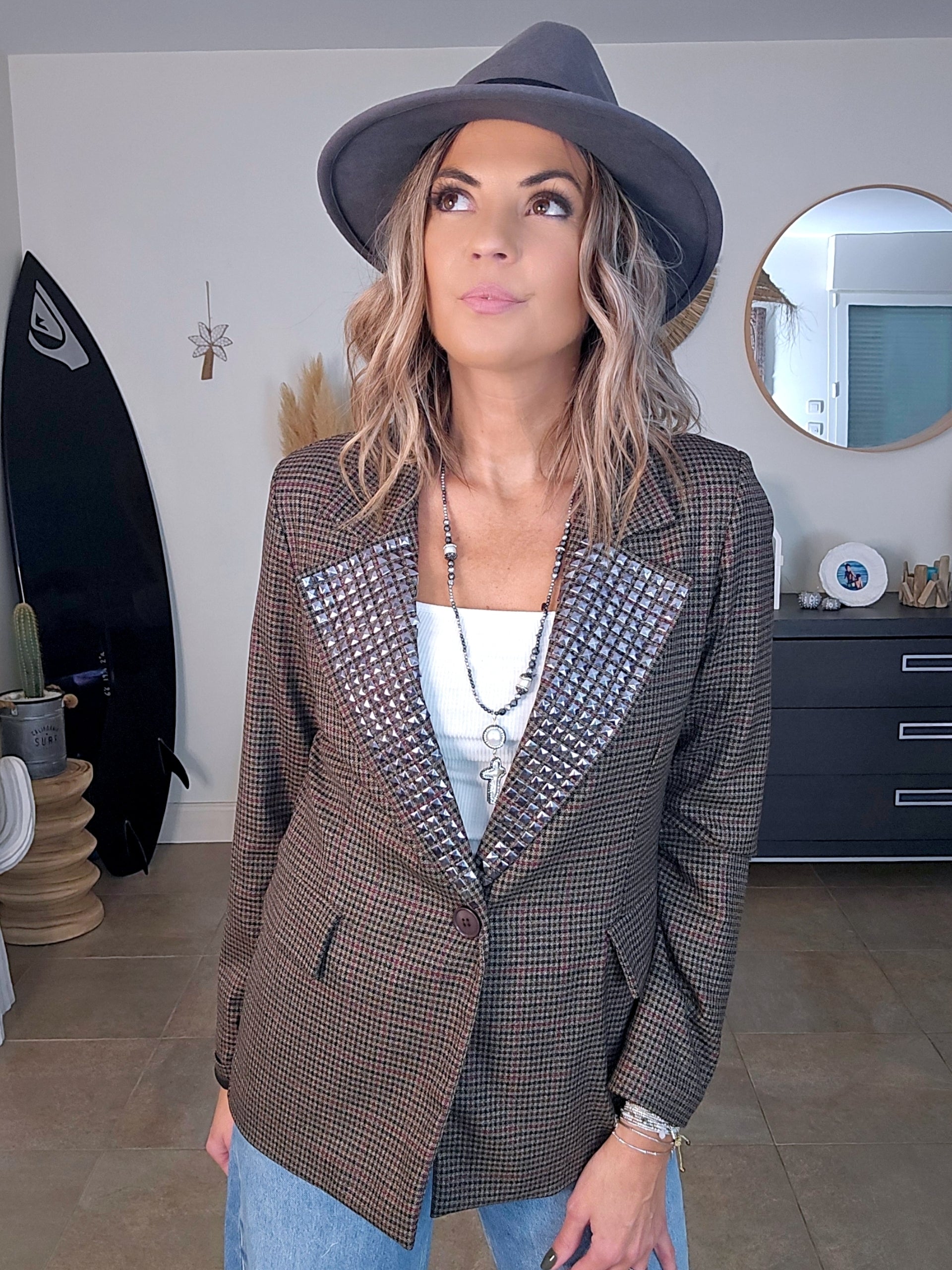 Veste marron à imprimé pied-de-poule.