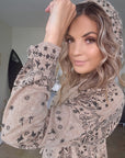 Pull capuche beige marron