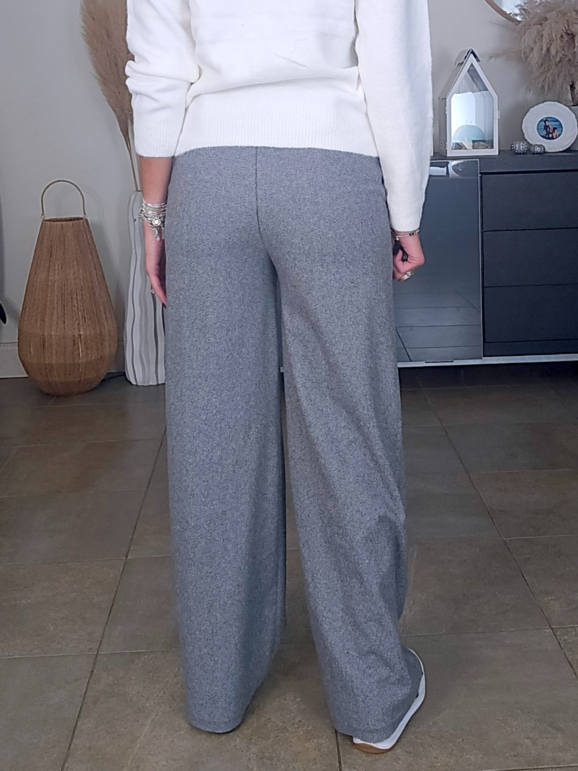 Pantalon gris à imprimé chevrons longueur longue