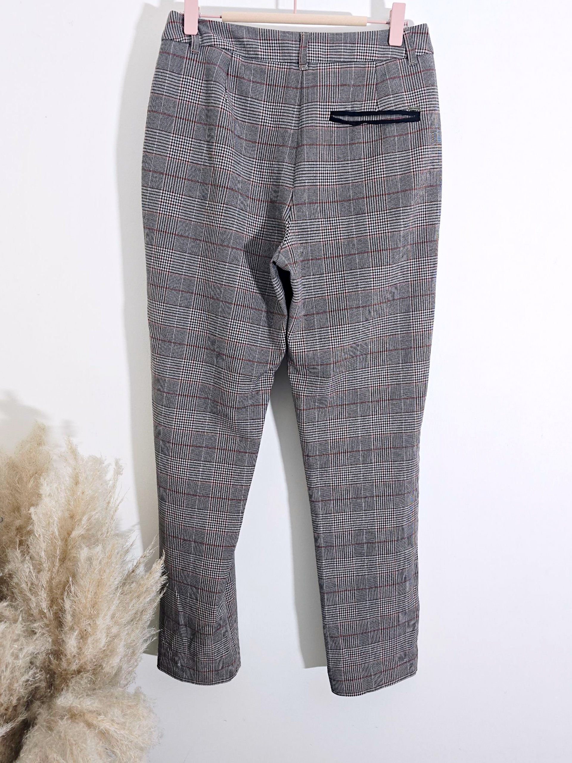 Pantalon chic à carreaux