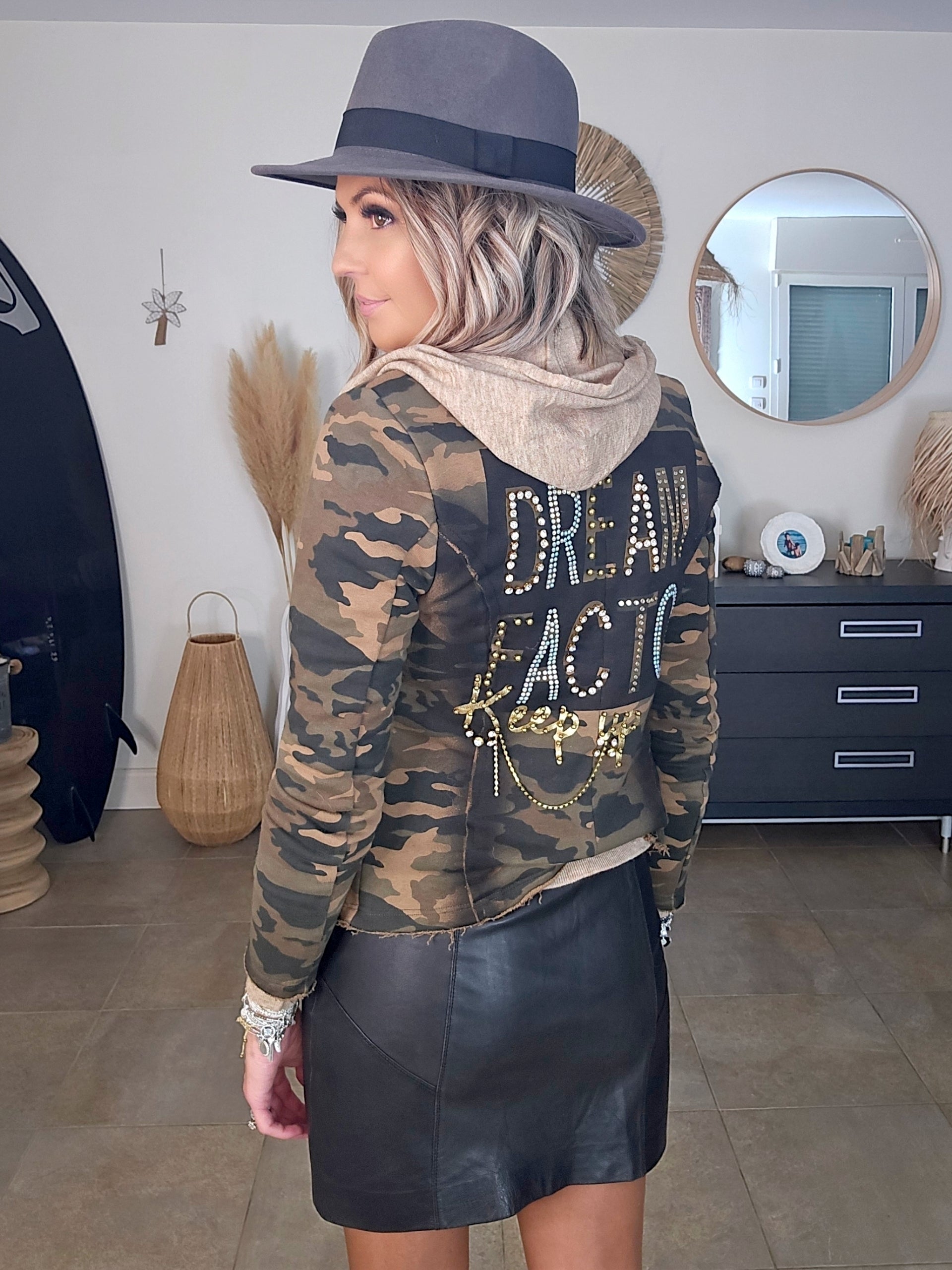 Veste cintrée camouflage kaki