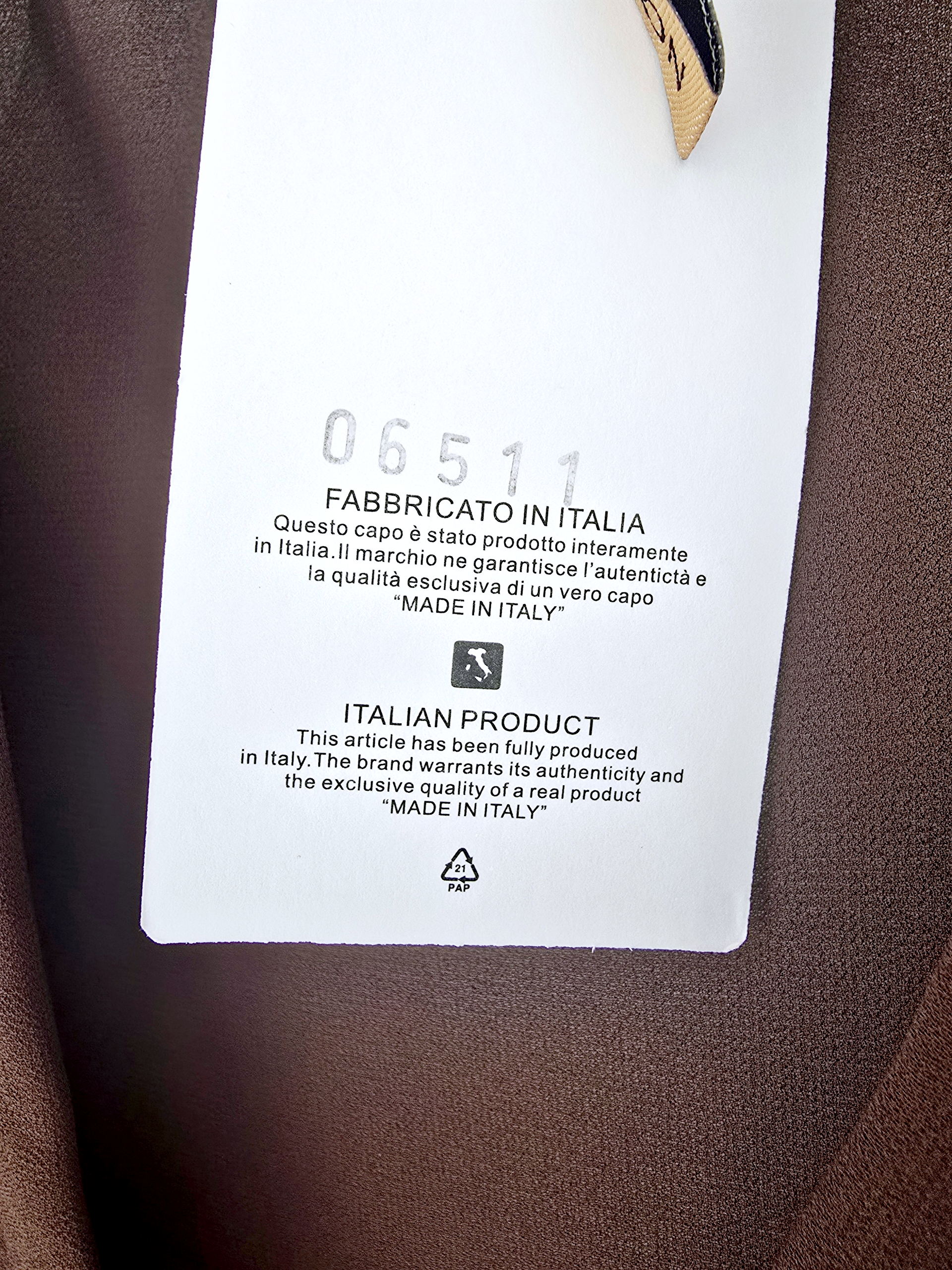 Chemise marron à volants