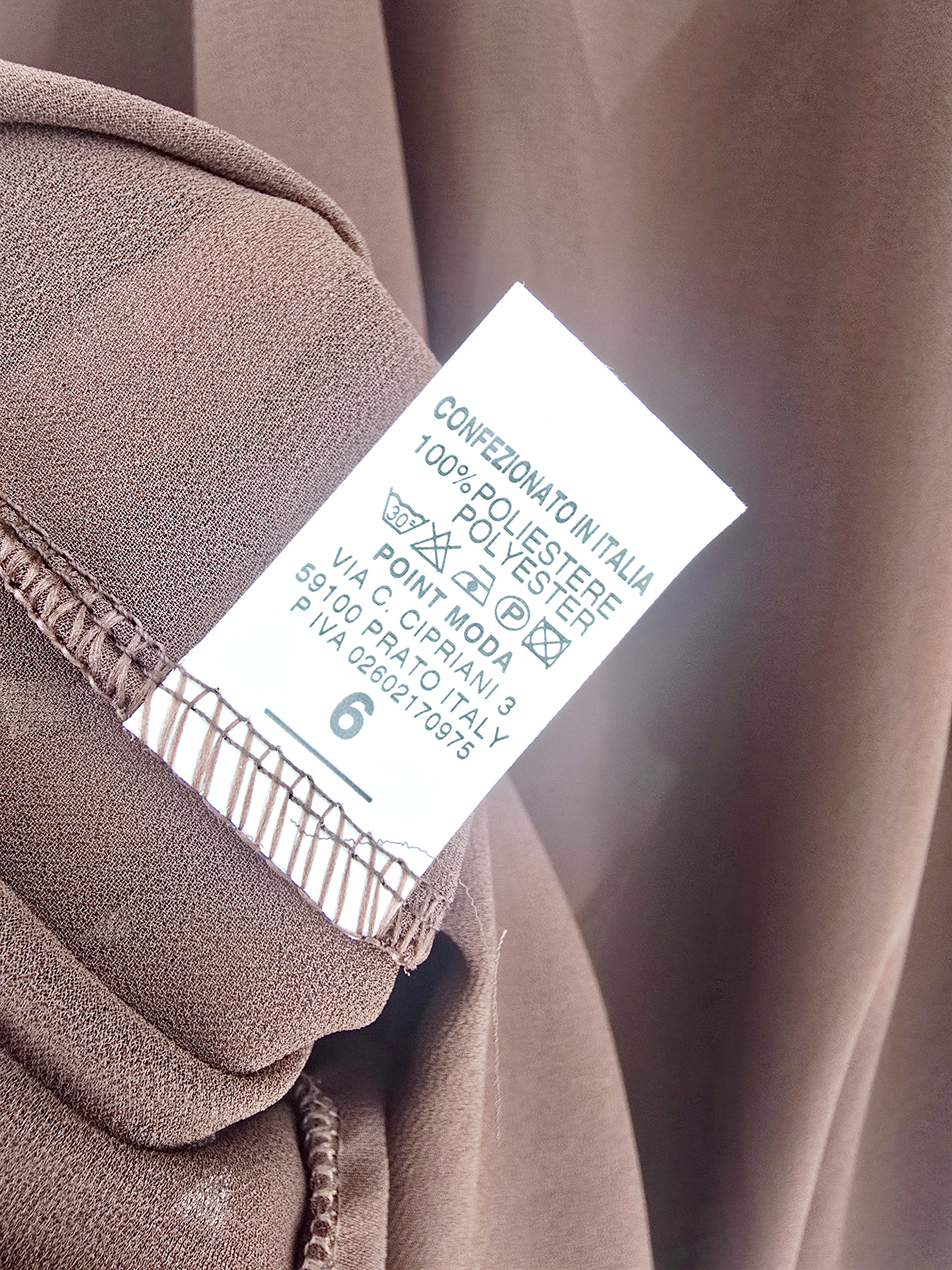 Chemise marron à volants