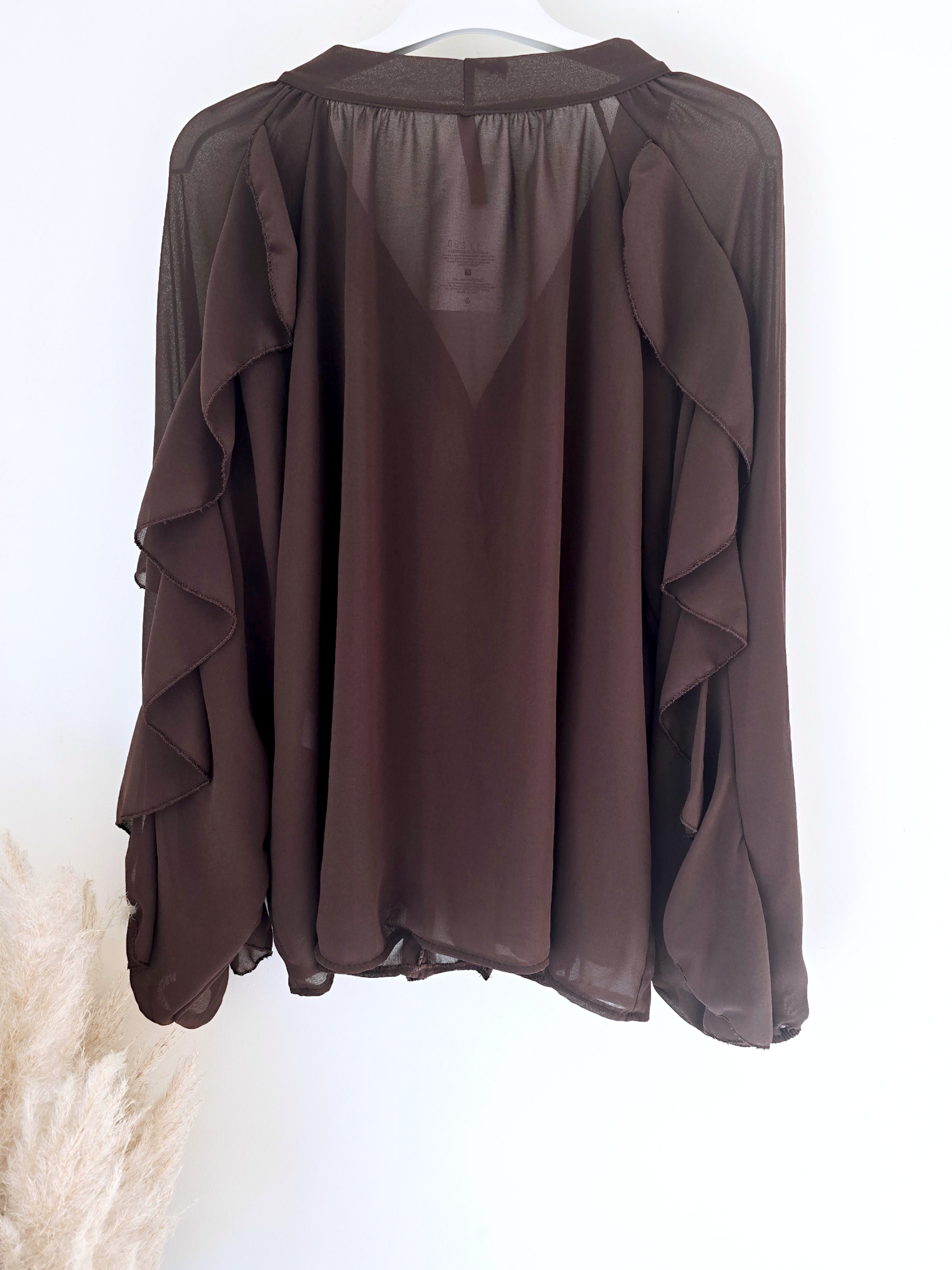 Chemise marron à volants