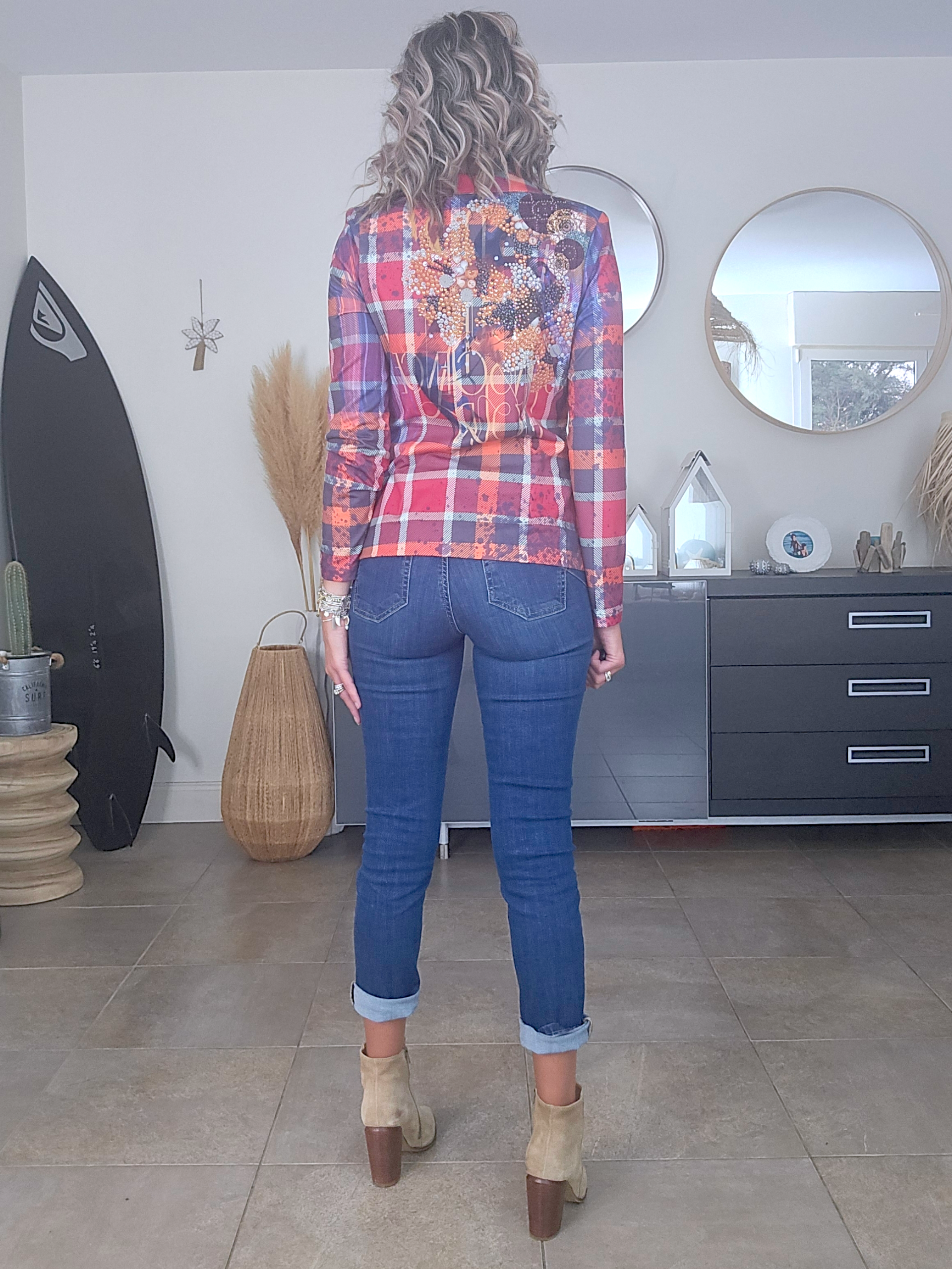 Veste cintrée à carreaux et strass - 𝐌𝐚𝐫𝐢𝐧𝐚𝟒𝟒𝐟𝐚𝐦𝐢𝐥𝐲