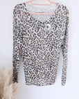 Pull fin à imprimé léopard
