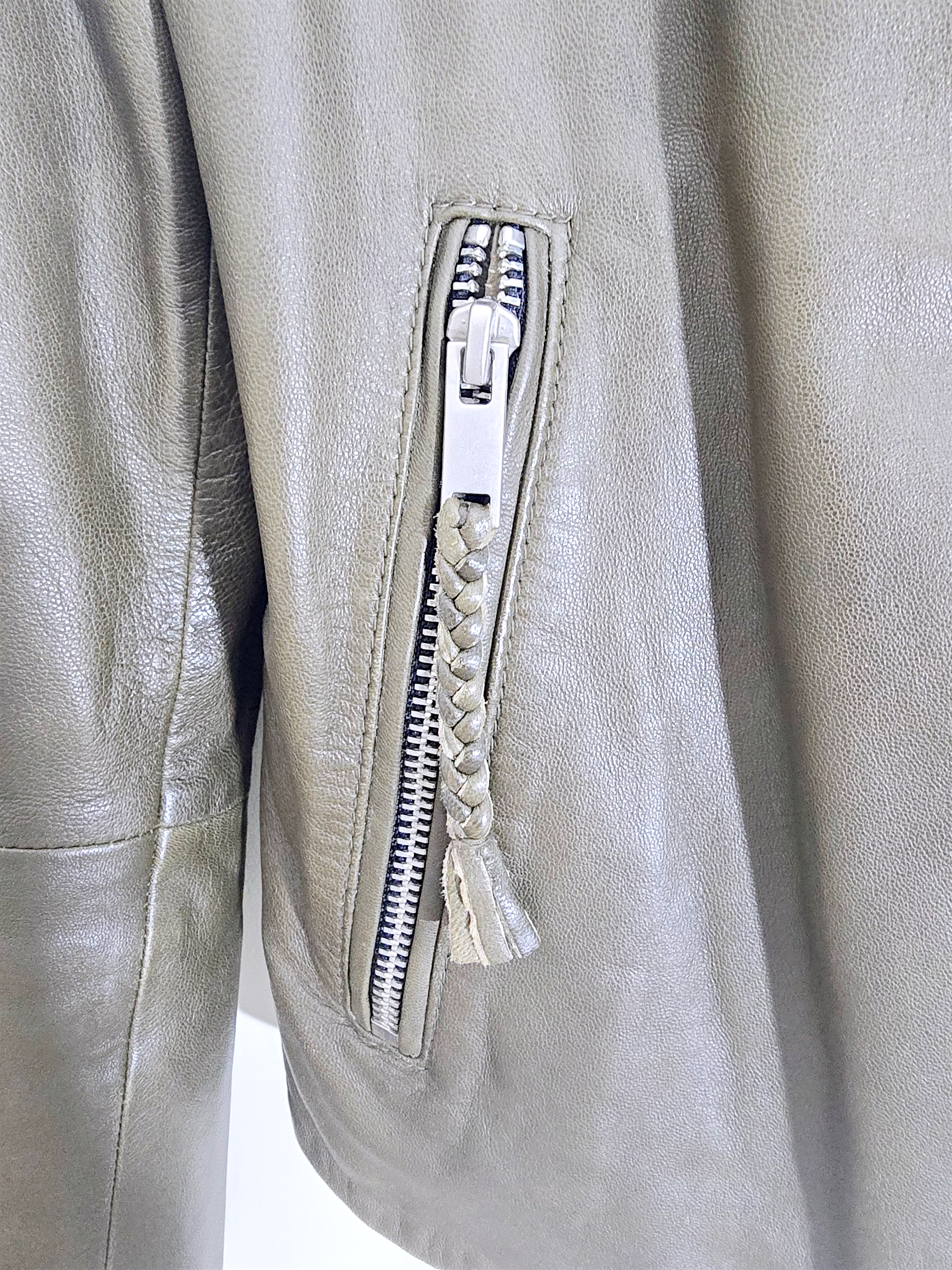 Perfecto kaki cuir véritable