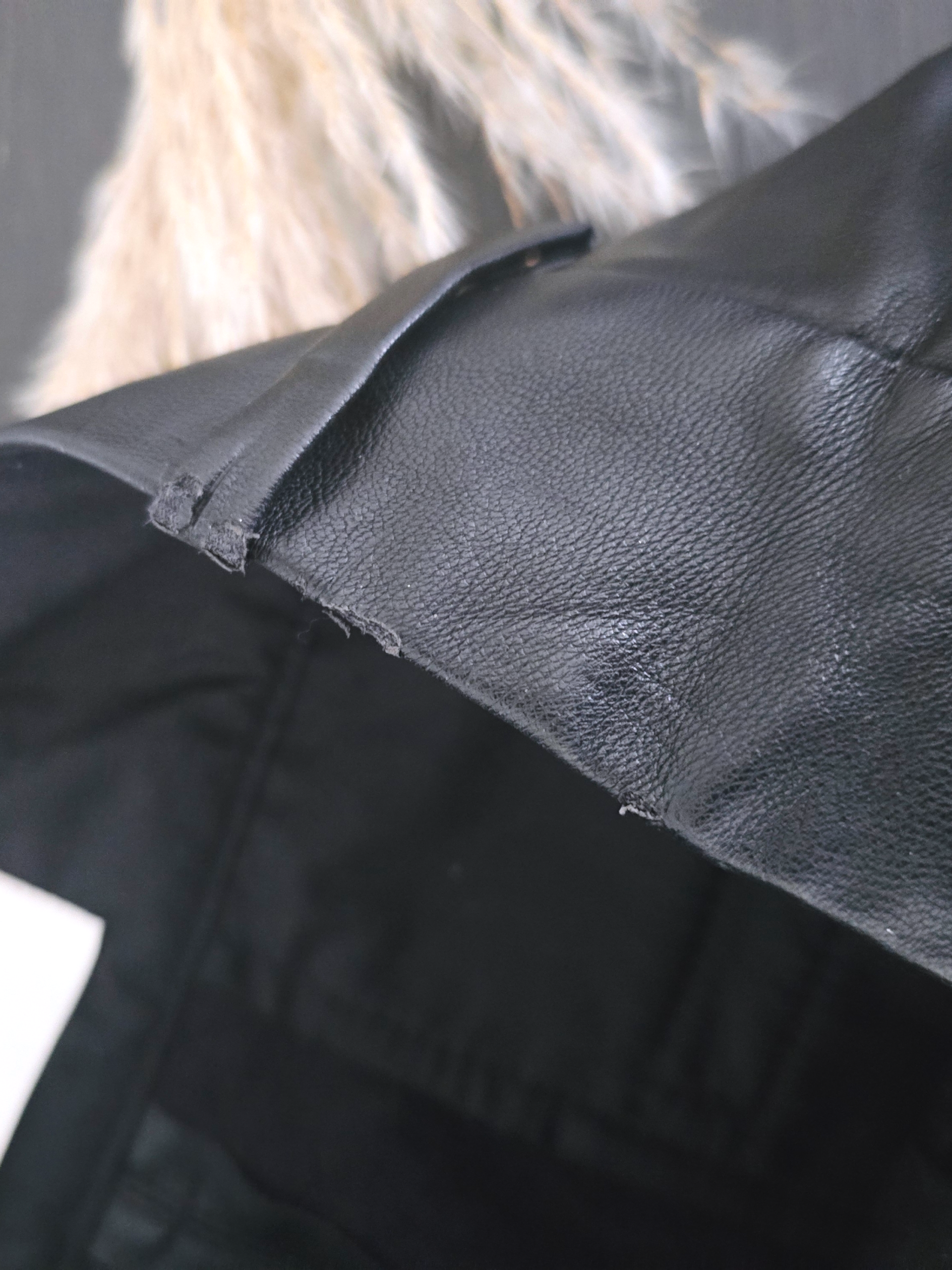 Short similicuir noir Pinko