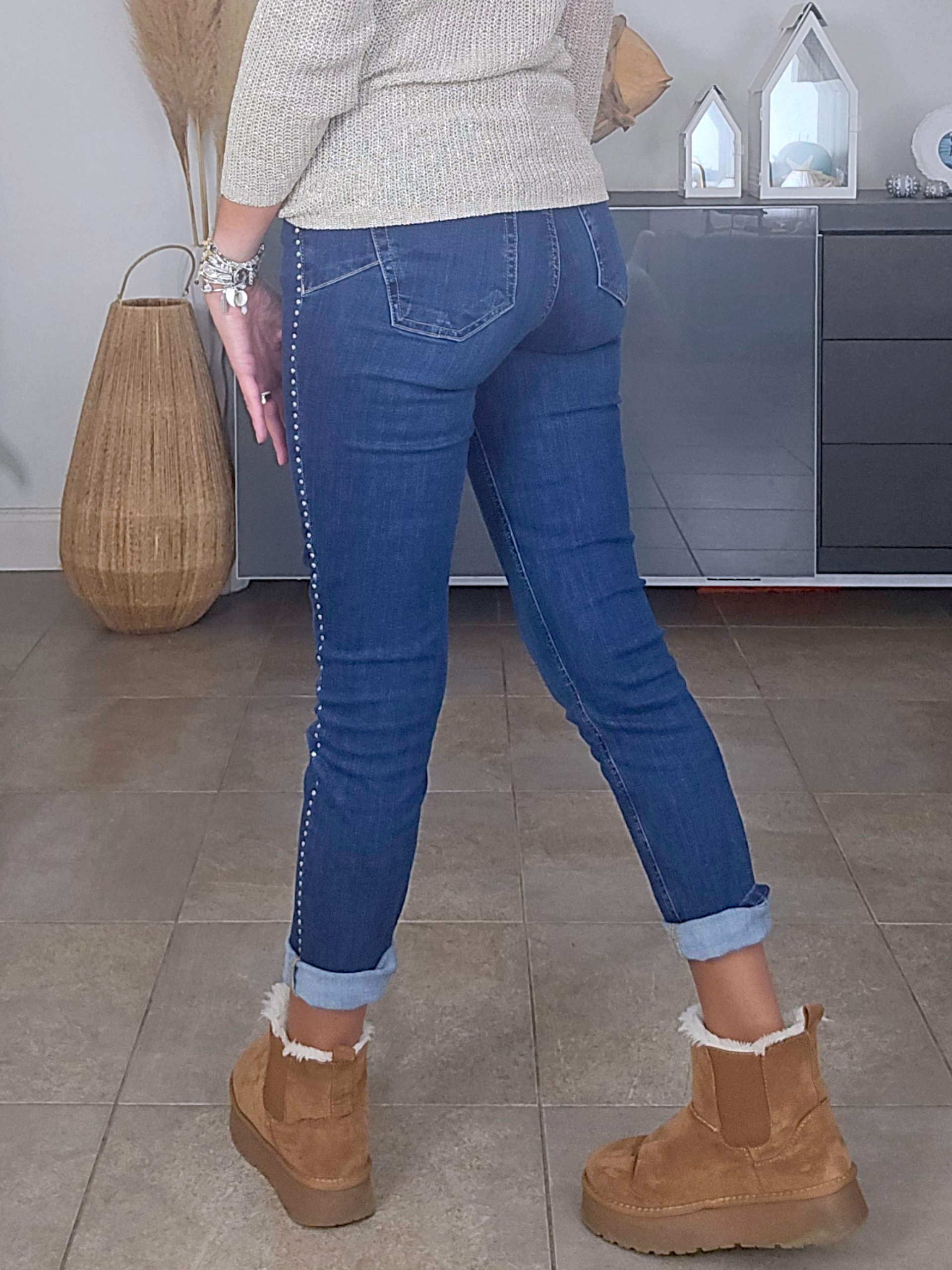 Jean bleu slim clouté