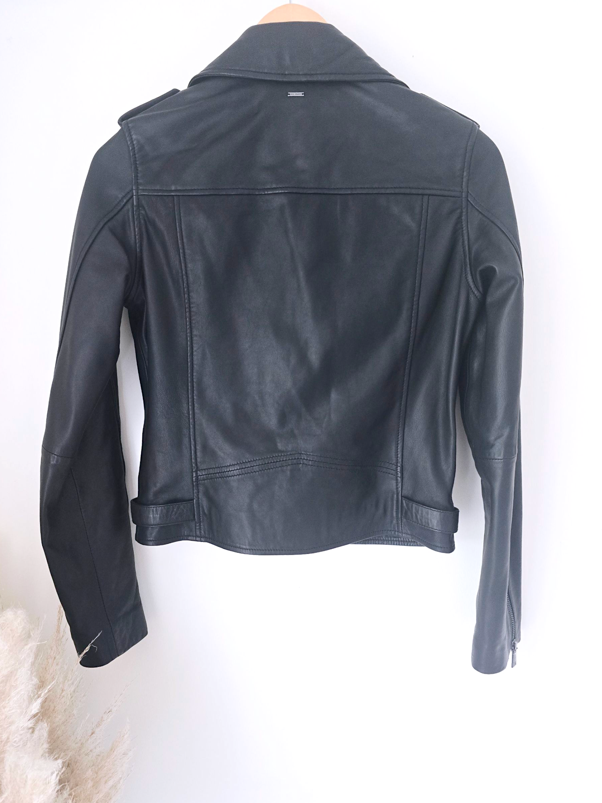 Perfecto noir en cuir